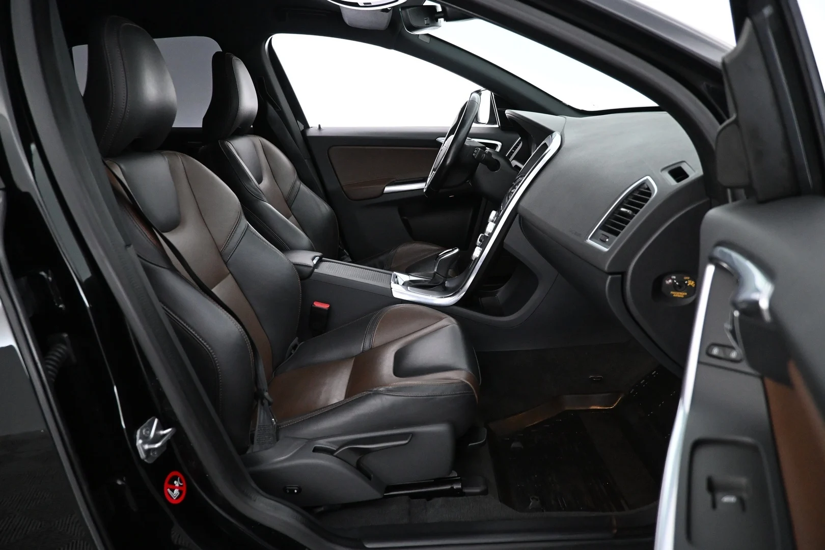 Car Image - zHRArdrsz5MKwWUmxNI73