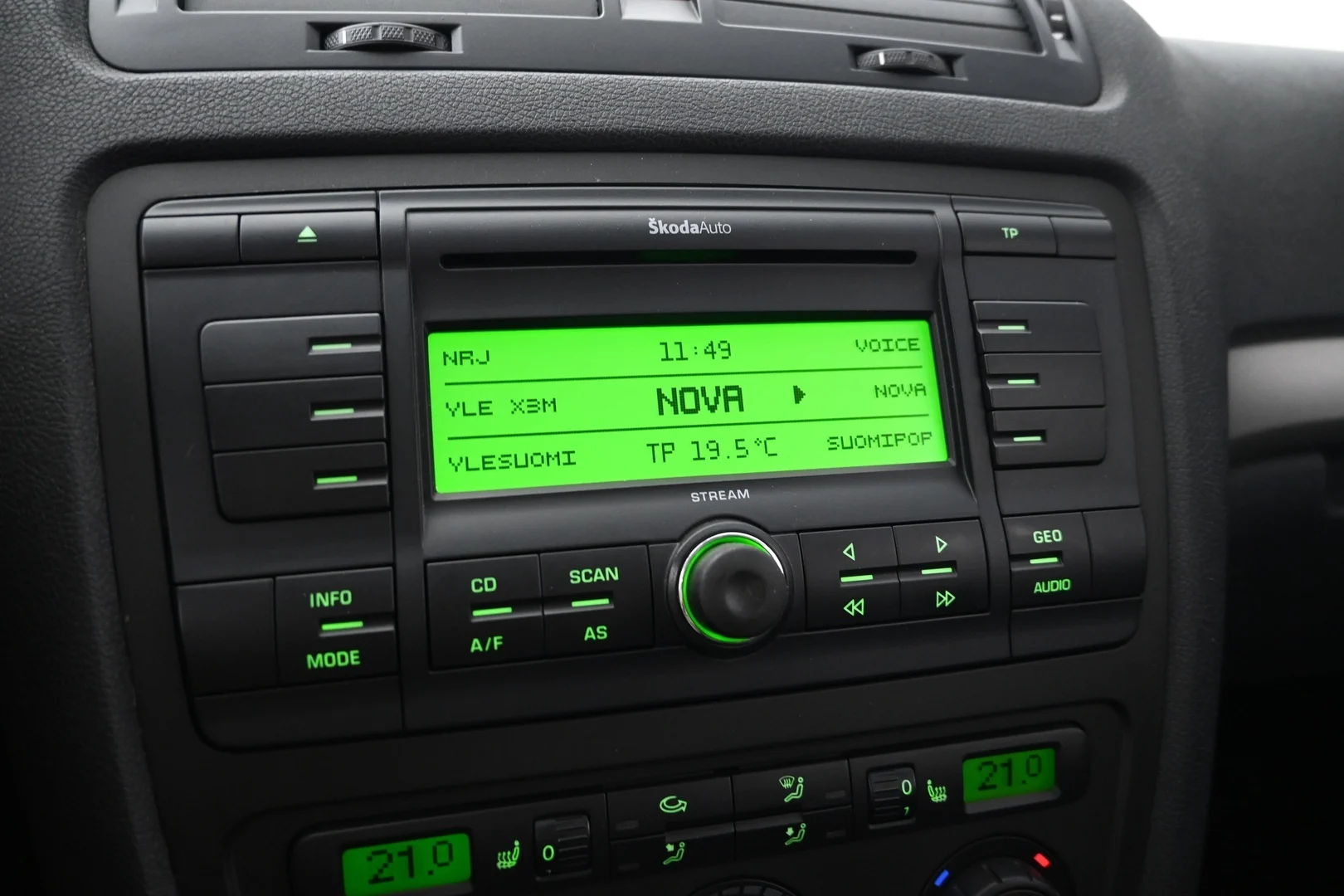 Car Image - 2UQ77m6uu0Oty9Taci46ns