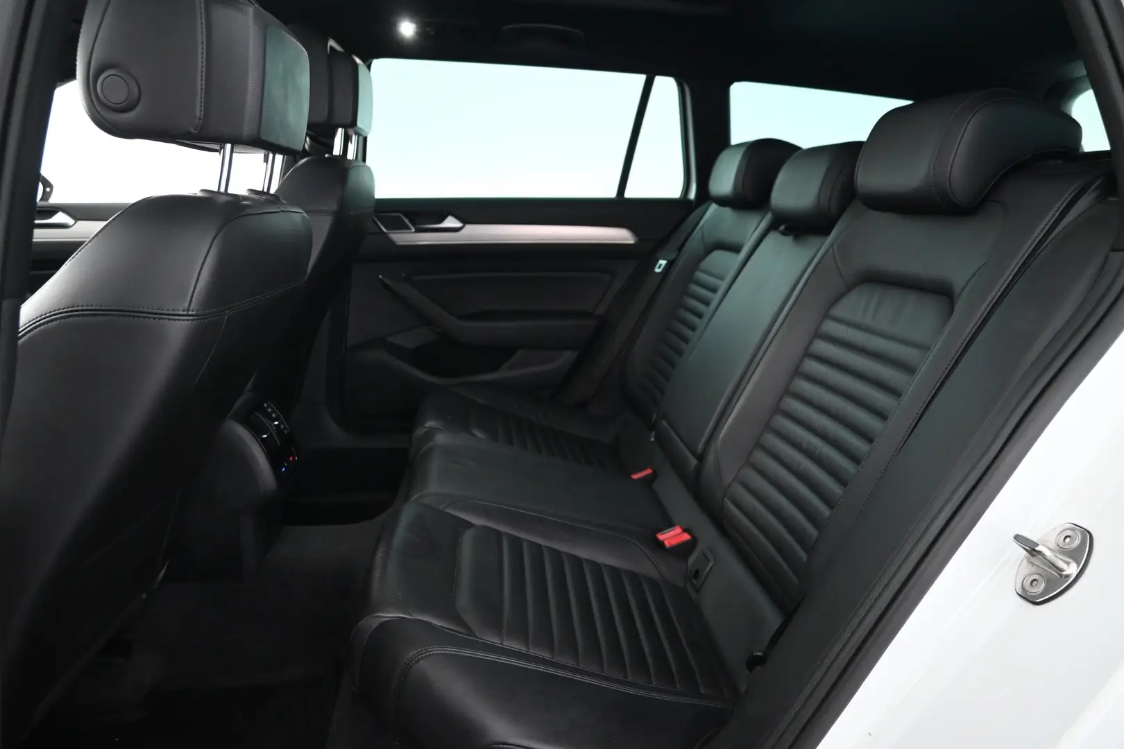 Car Image - 3kyJnwUjSms1cL8Dbucccn