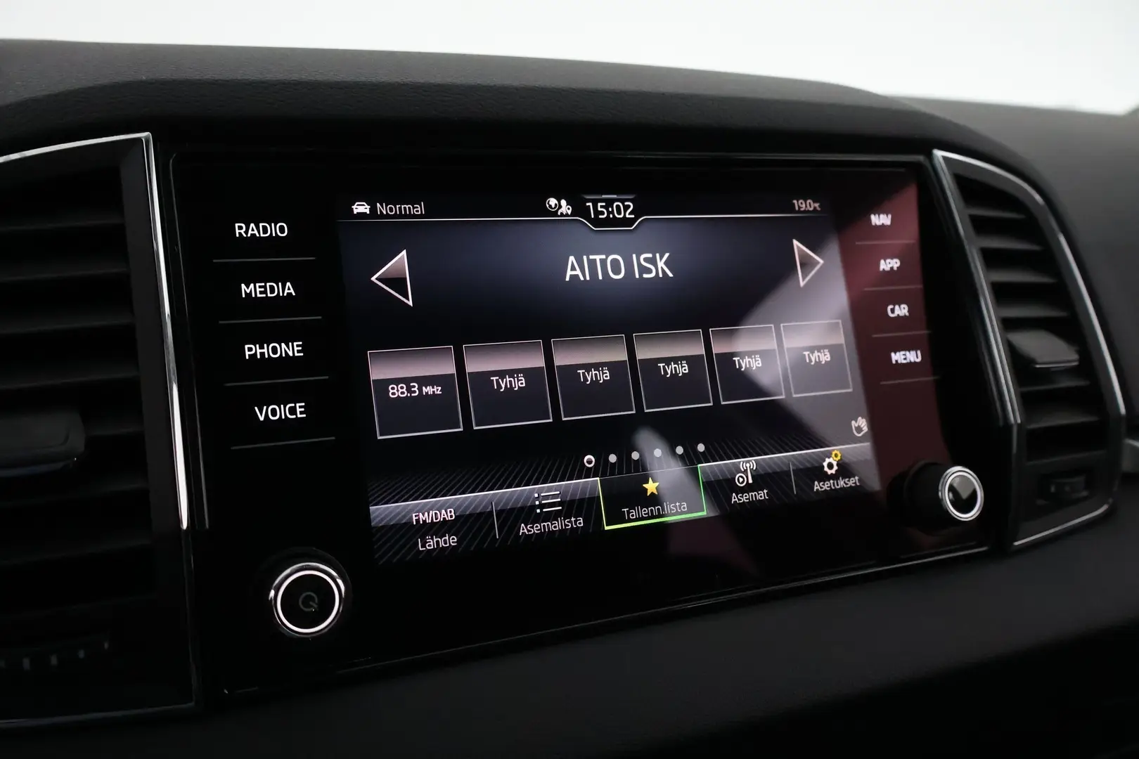 Car Image - 4Go0dQAwKBAvxrYWFR1efm