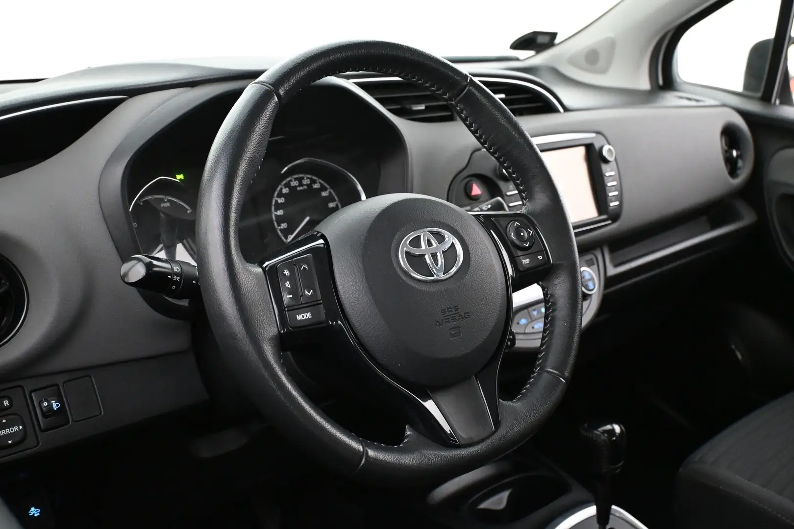 Car Image - 5UKydLYdKFSjRobjT9AKn1