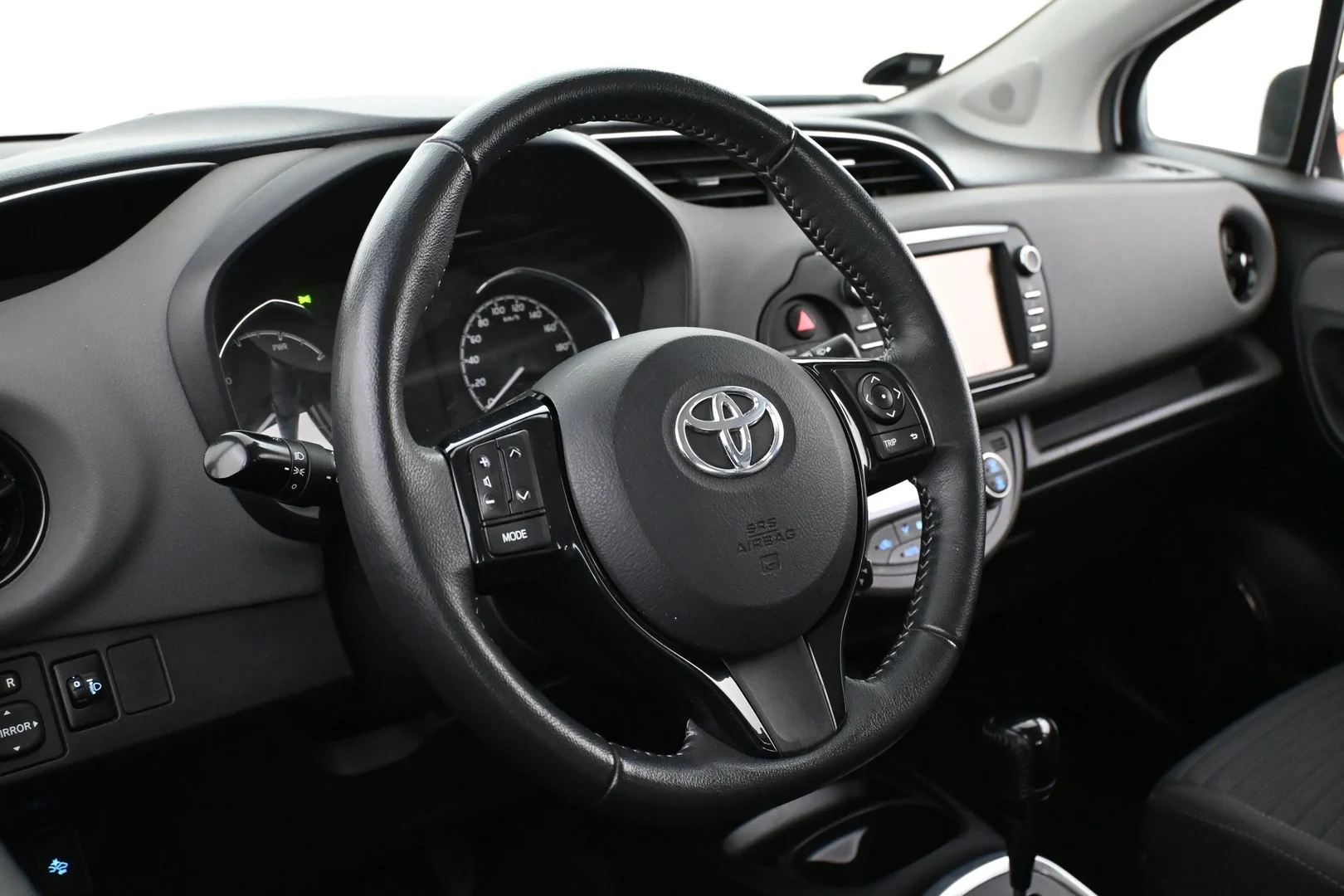 Car Image - 5UKydLYdKFSjRobjT9AKn1