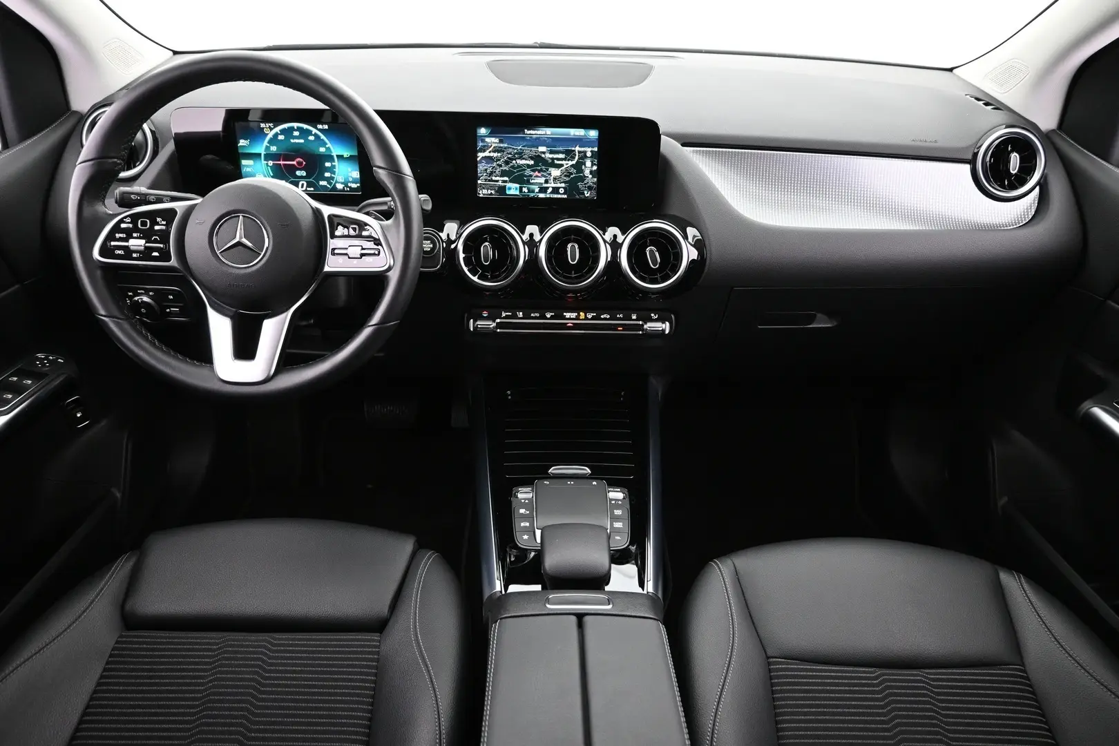 Car Image - 6mq4qFP1RsataBLCx0LzHX