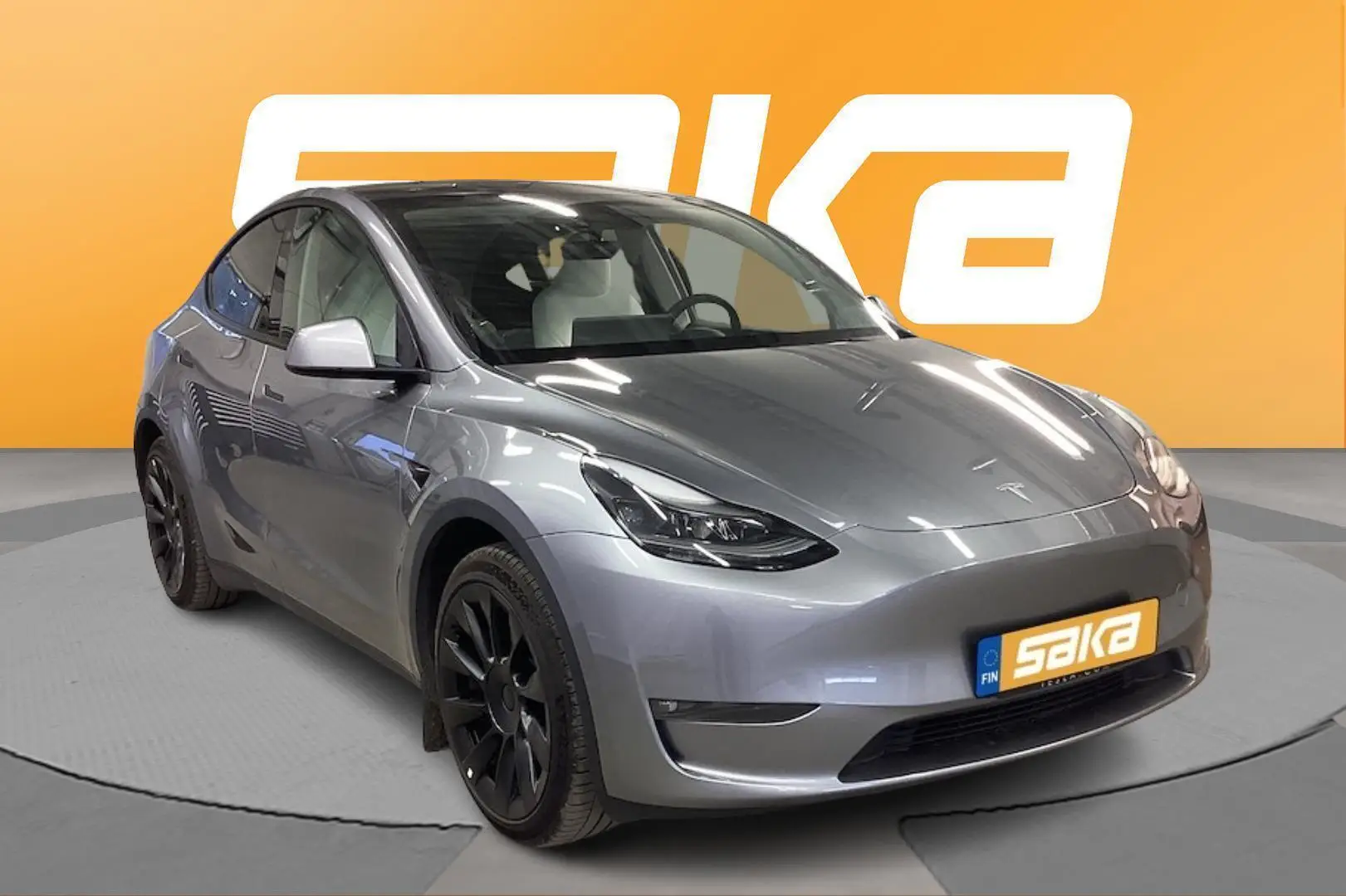 Car Image - 32GxFAQuS70q3Czc9xmNMl
