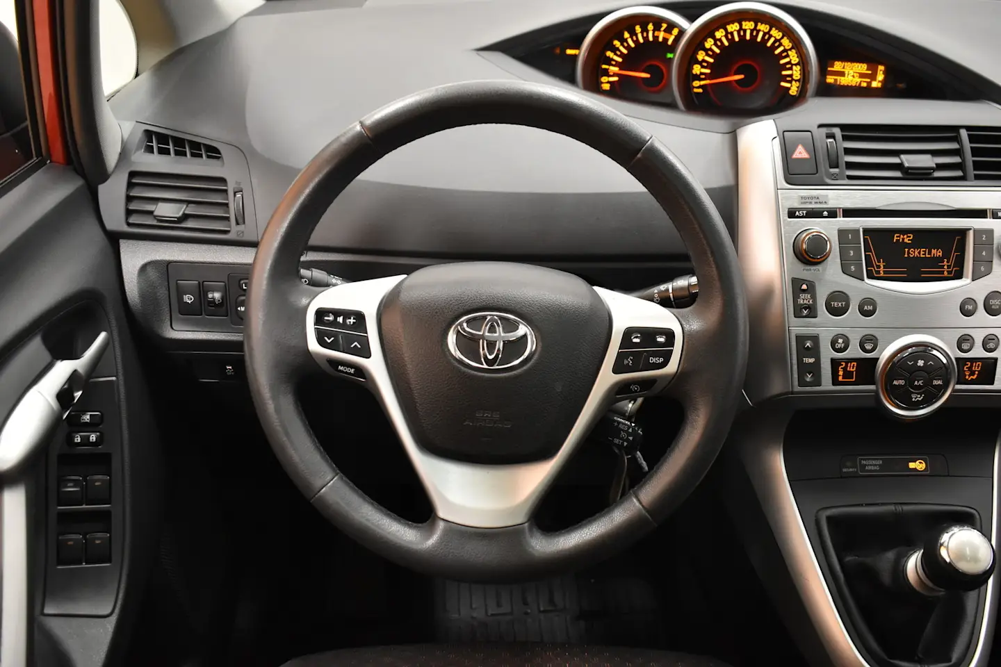 Car Image - 3mRDYuq0WXfU3jc5bNM2eK