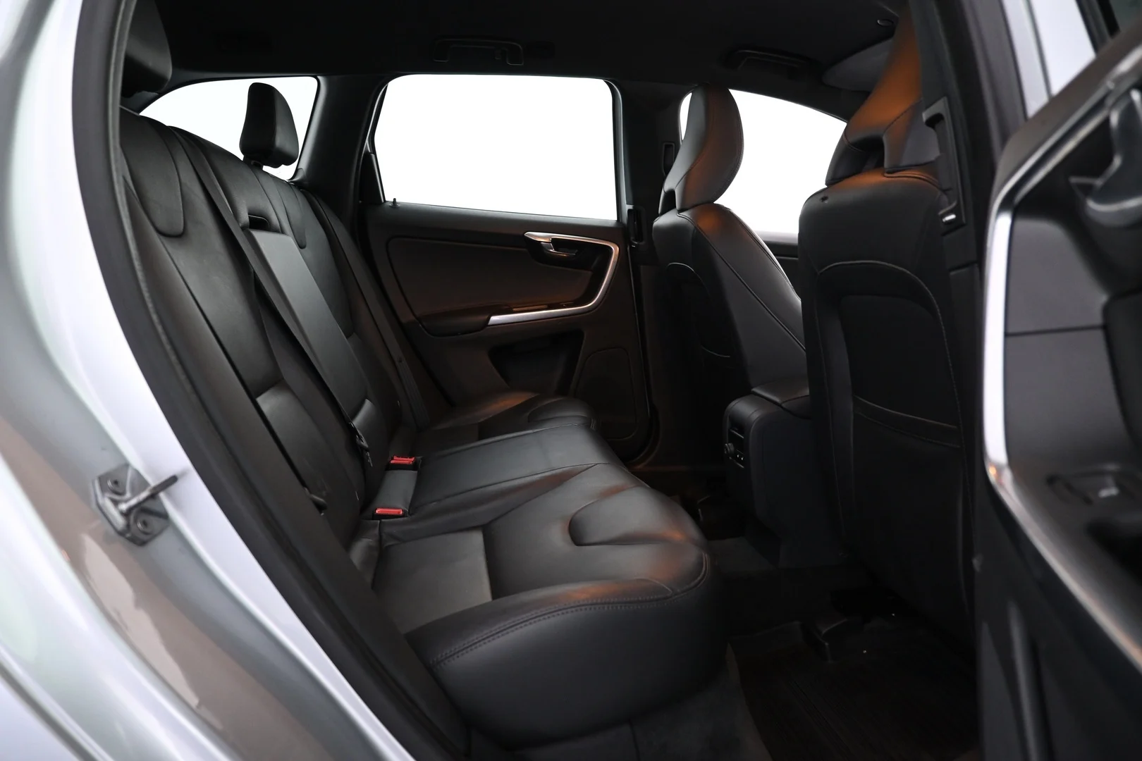 Car Image - 5fCinUS1lW4Ck8BMSeOJcB