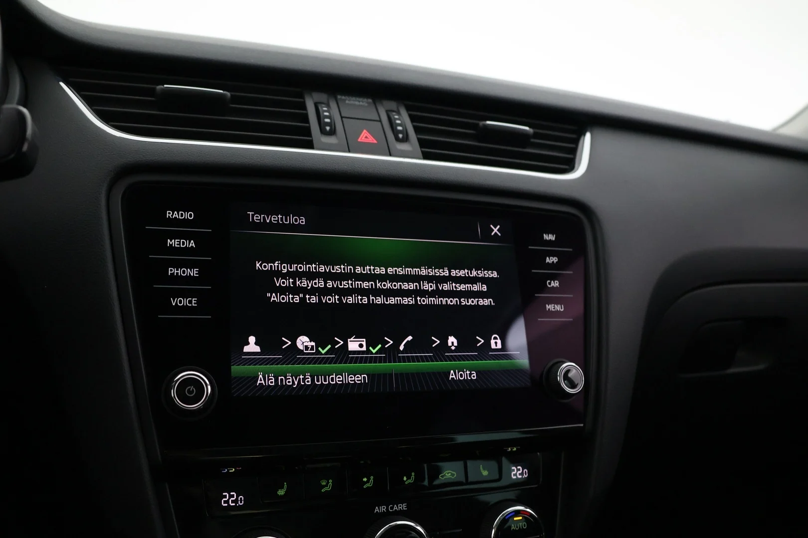 Car Image - J7rcaXnQawWLJkYEC69pM