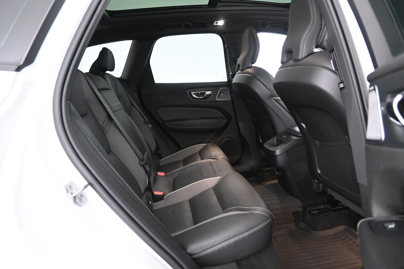 Car Image - 6kx7aPcYCgQHnkWFmrDK0E