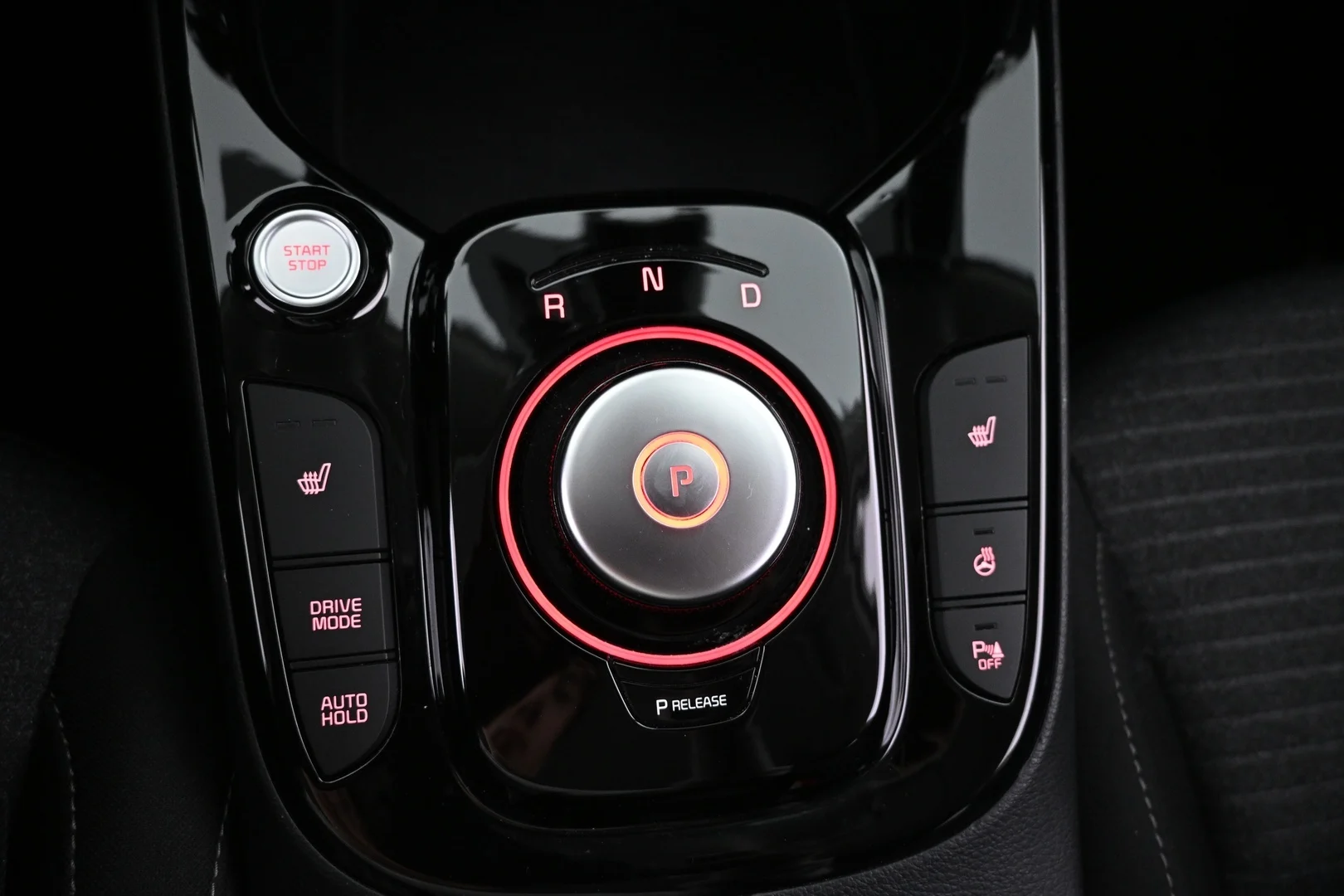 Car Image - 6AOavN7ycjhZTHqdwt1EYG