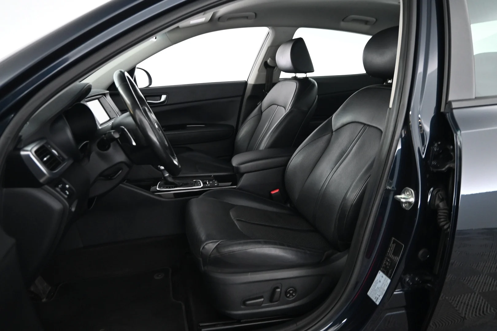 Car Image - 14n1okmjODgIFaPlMabE57