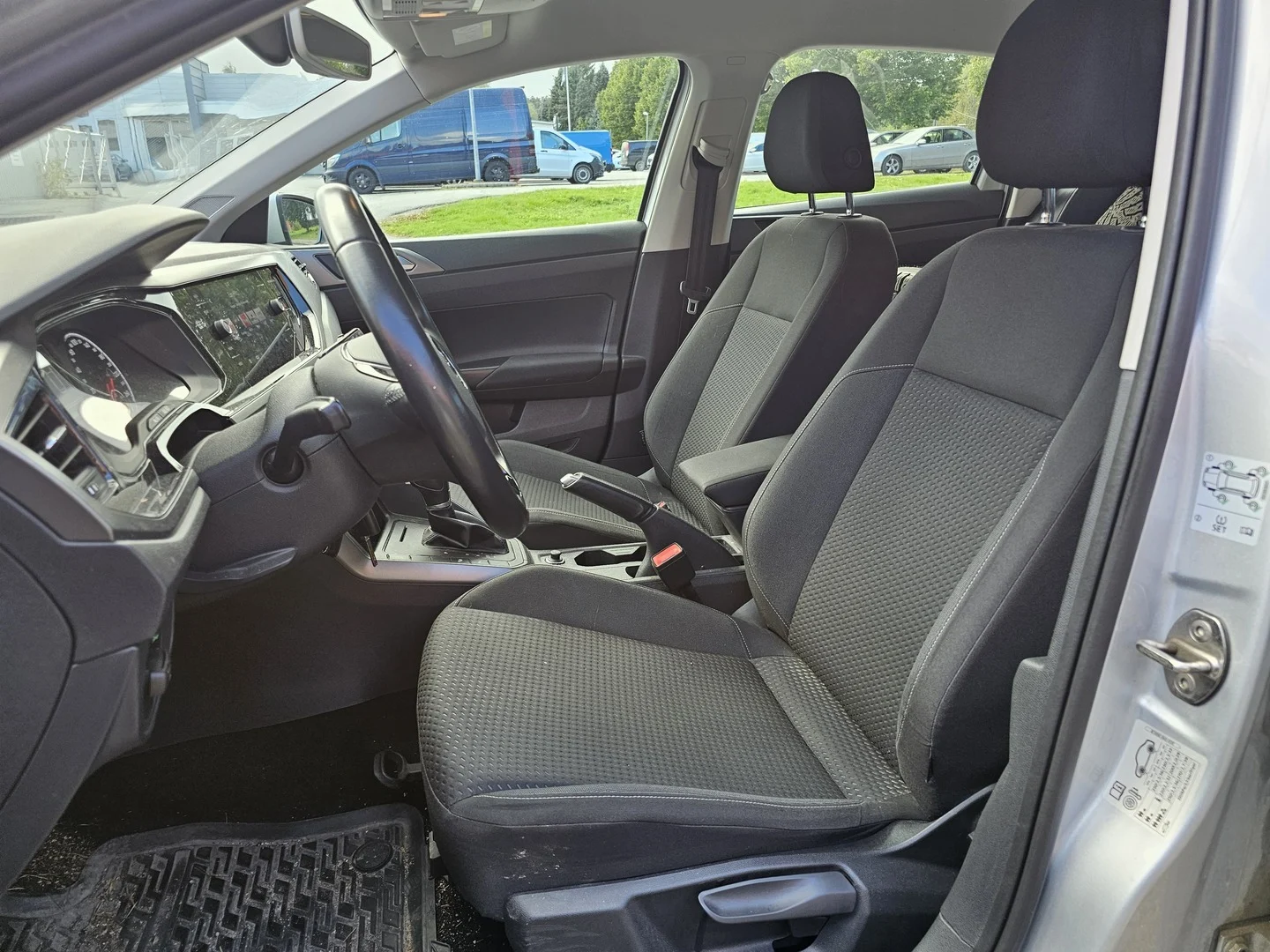 Car Image - 2ucnsbch3zOwuZZdJFGY2y