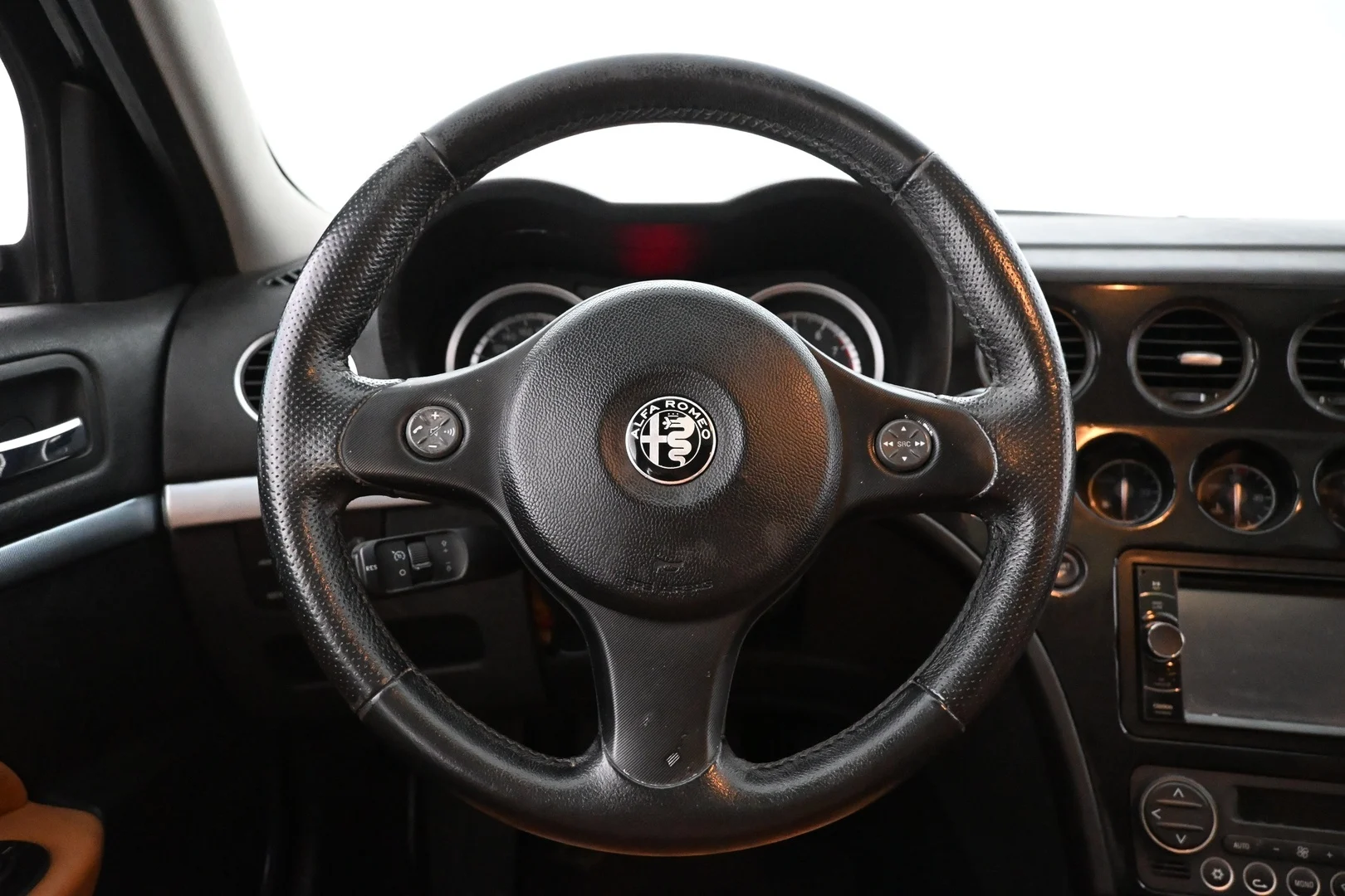 Car Image - 8WecgVIz9fuywB6VHVFkT