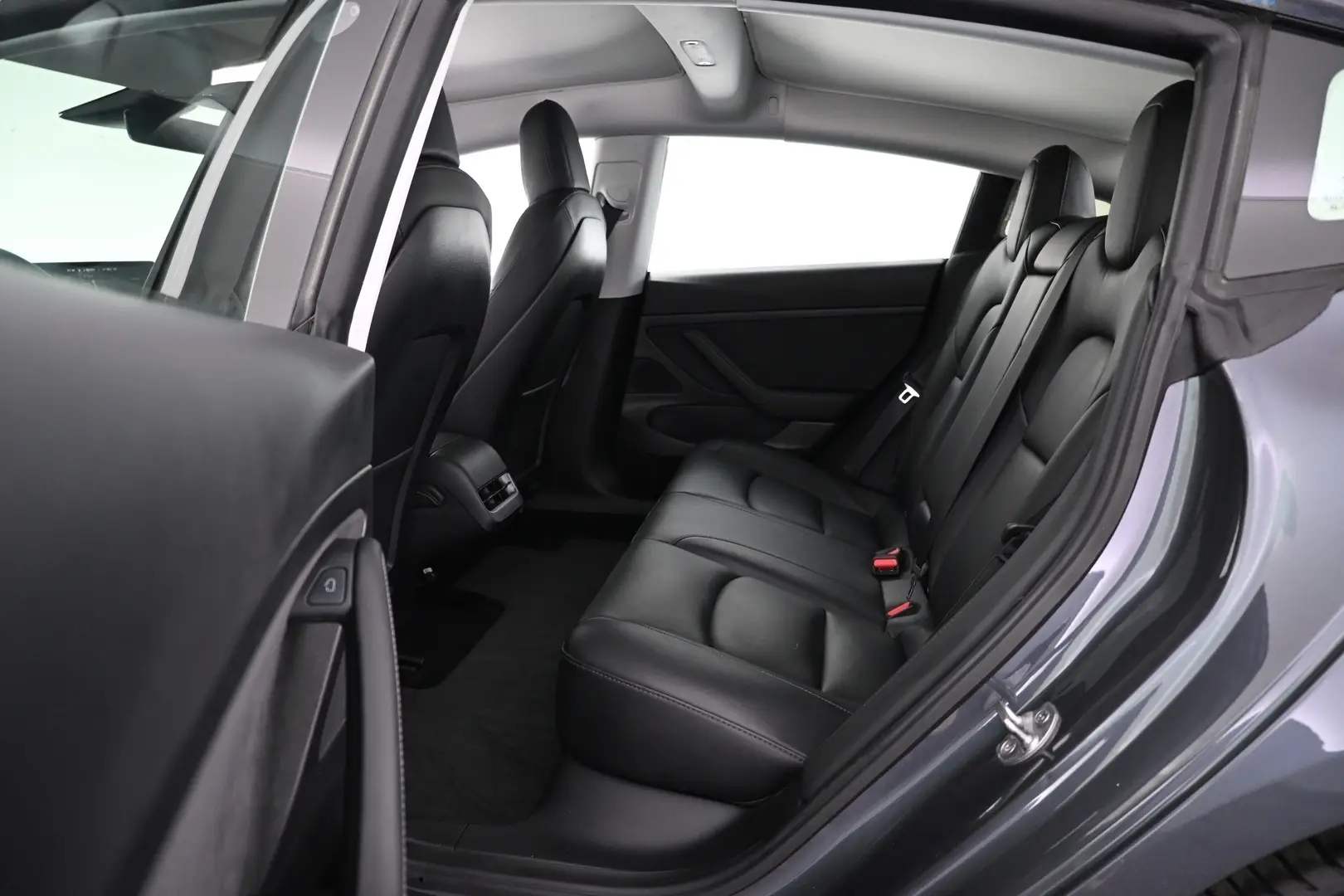 Car Image - 2RrwuKMBN7GVbuKsZ8MUL0