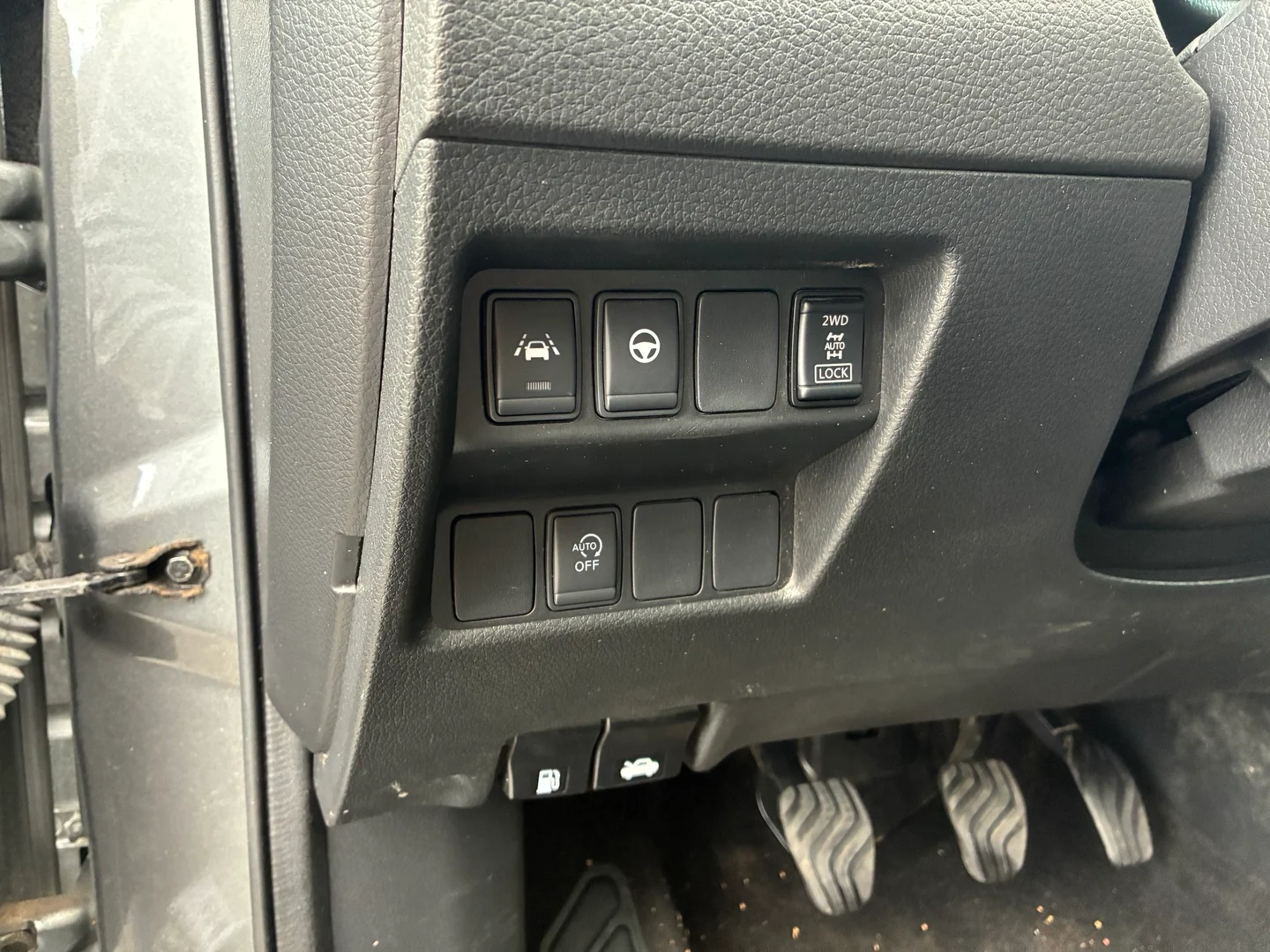 Car Image - 4JhZc4Z8tdmYQWJN1y1KCc