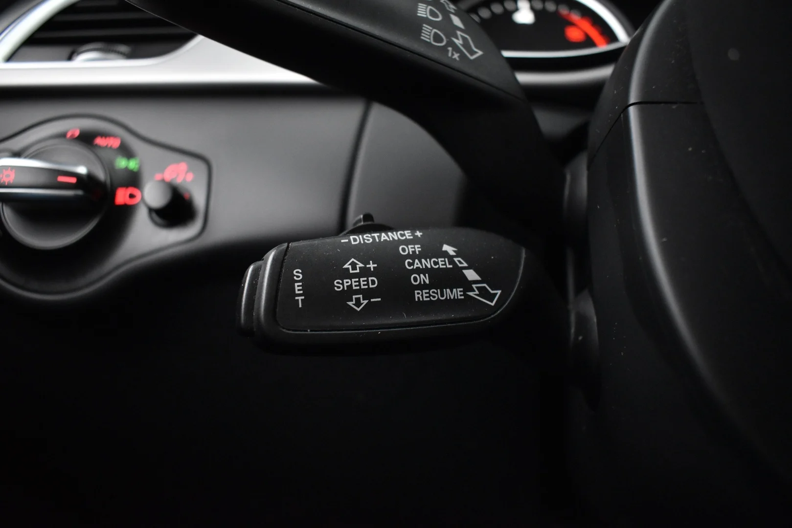 Car Image - 6wZO5m2m9ggkLZoXt5CwaX