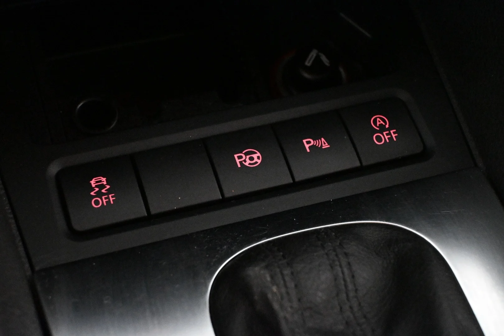 Car Image - 4gqNvrQbr5VGrOBVrMsV3k