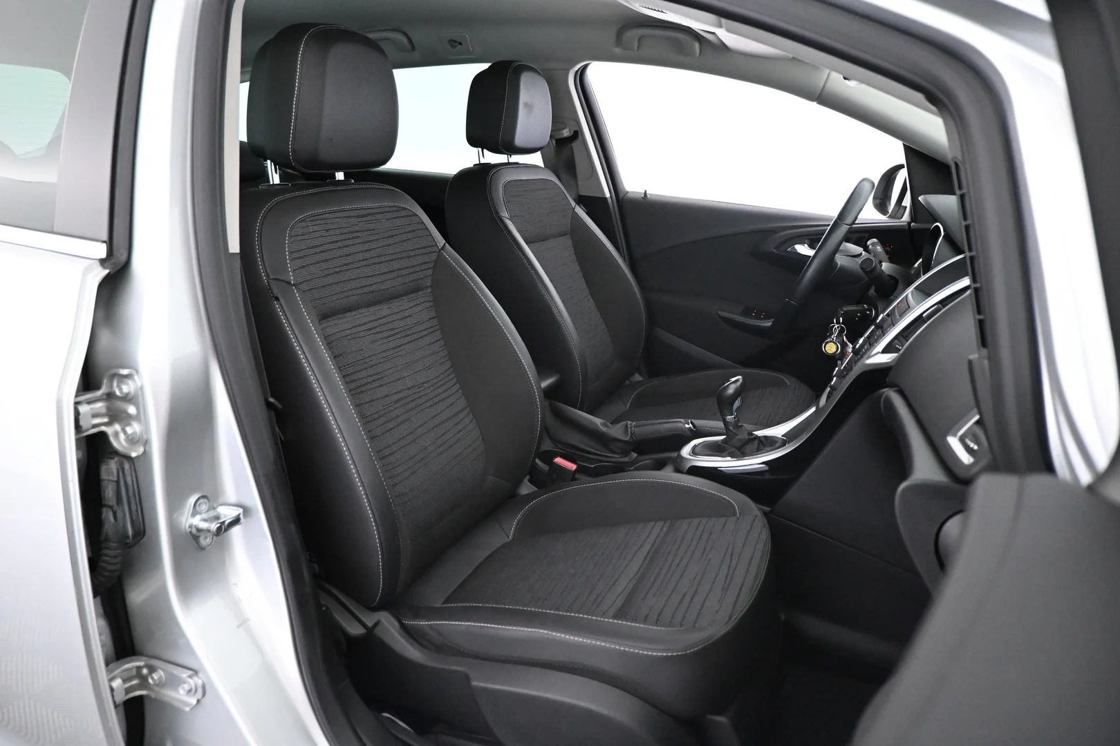 Car Image - 6aBAgfjgCwPUdMTOdpCrQP