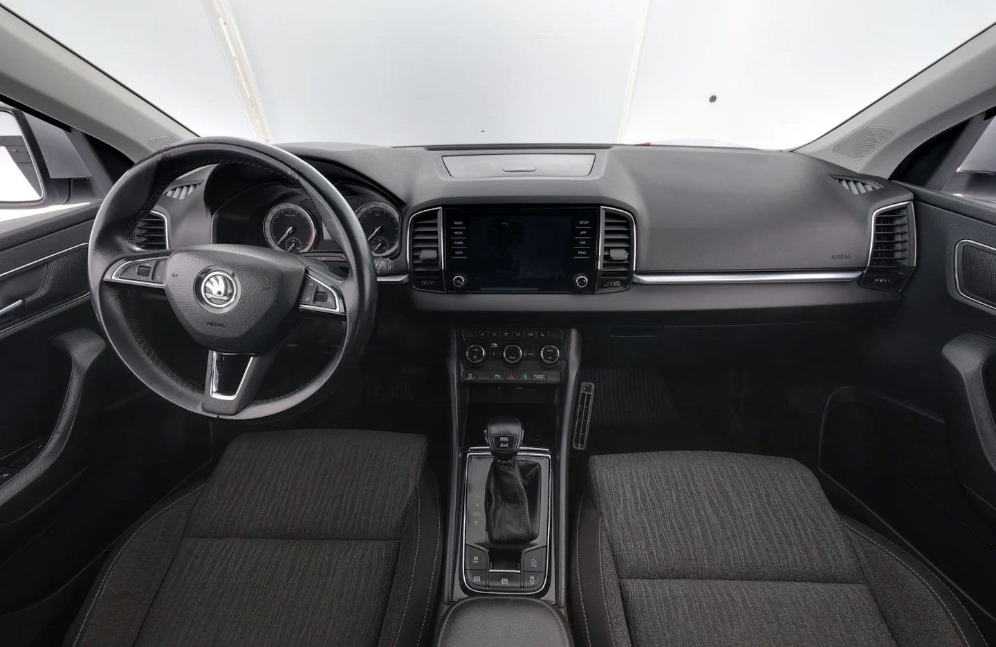 Car Image - 6Wo2fU2hyyGEo6cWGqBxQE