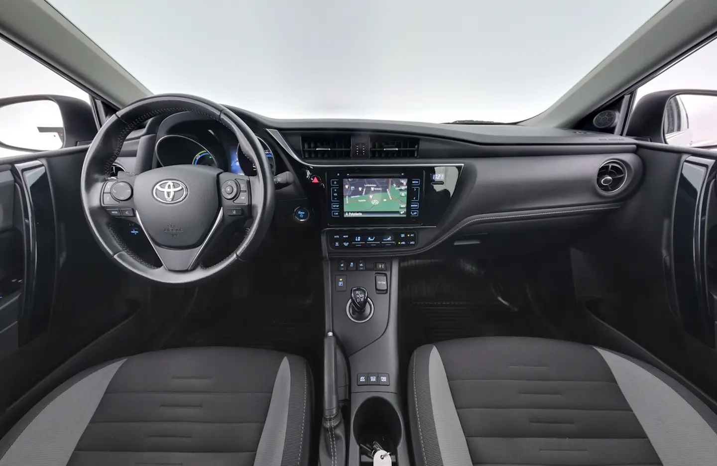Car Image - 2UCnjWFNFgQzNzDpmMnt1e