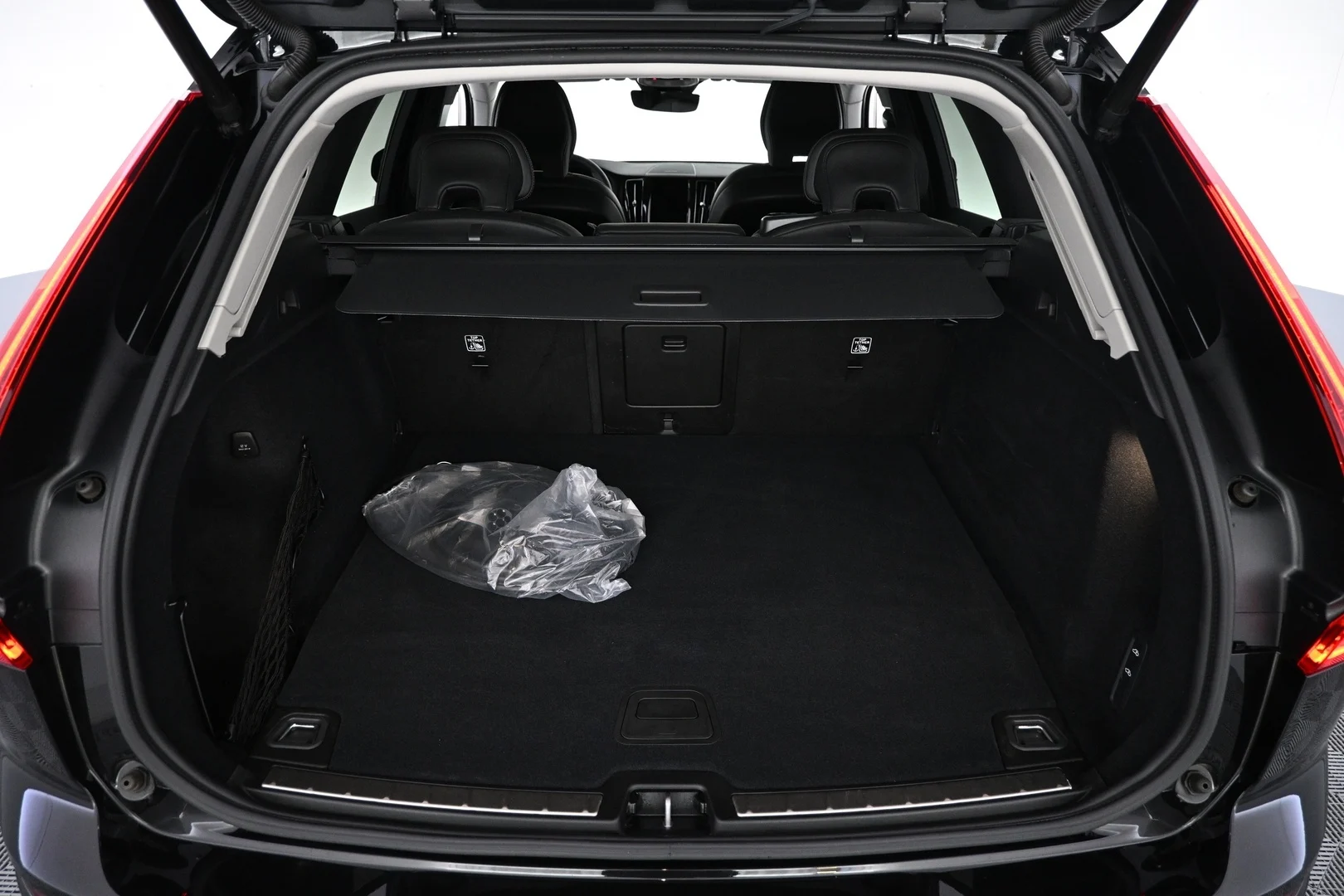 Car Image - 1PEznCmaXdonUAJdaXVWM4