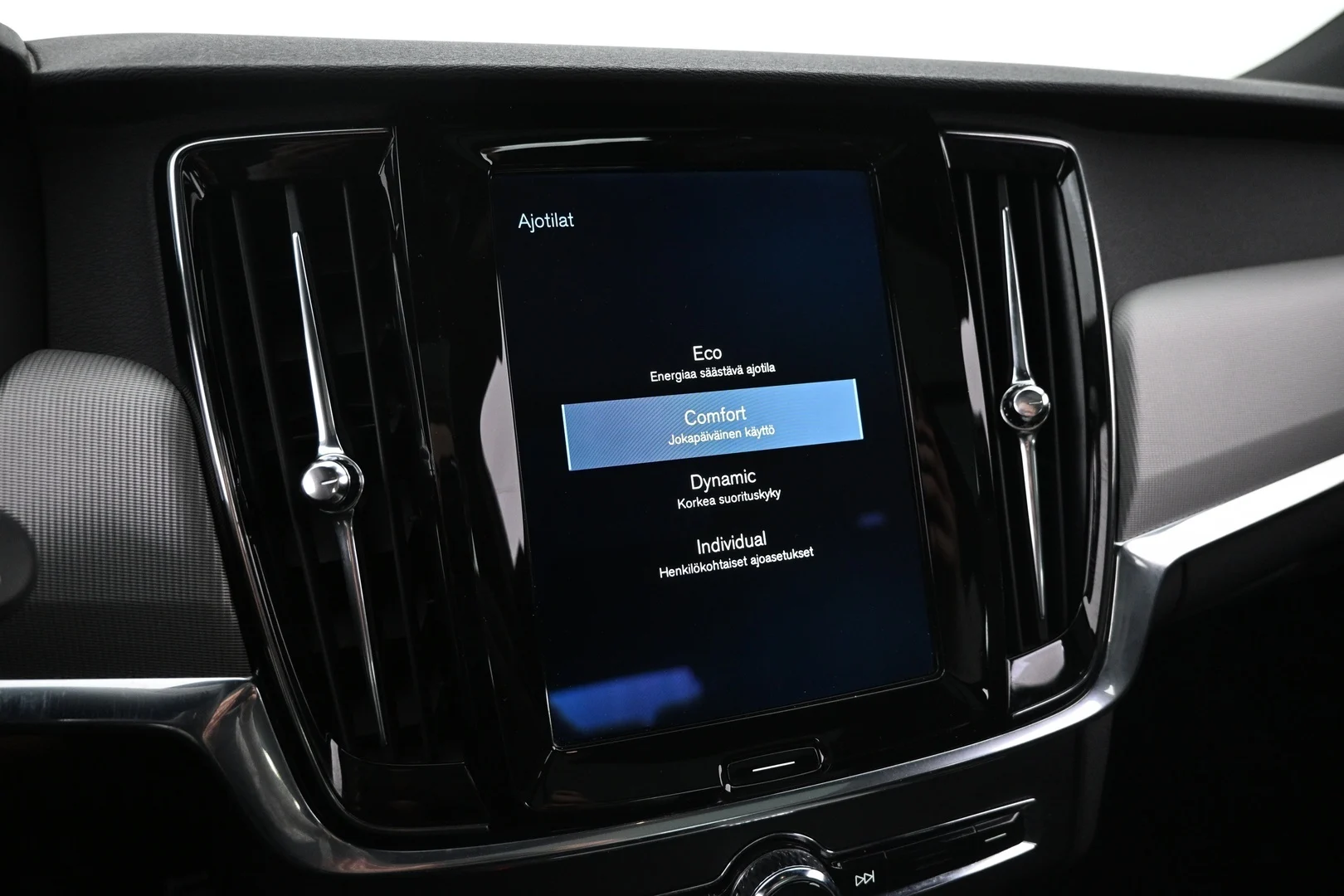 Car Image - 2f3fQ4gvhUomZyByH227tA