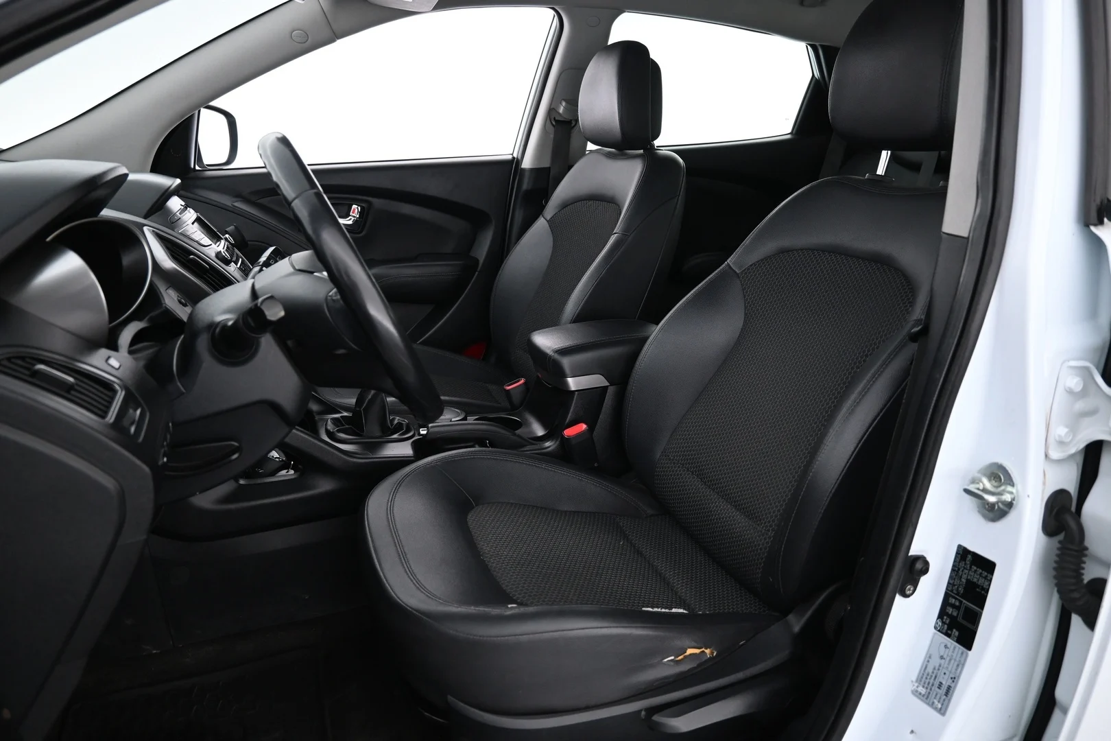 Car Image - wToPh2ycPSQcFAPzMUrog