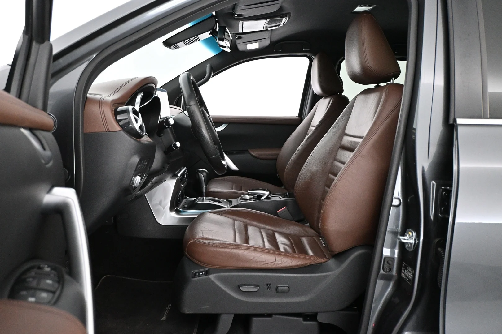 Car Image - 4rOV9sJswfv7s9RLe1dk7m