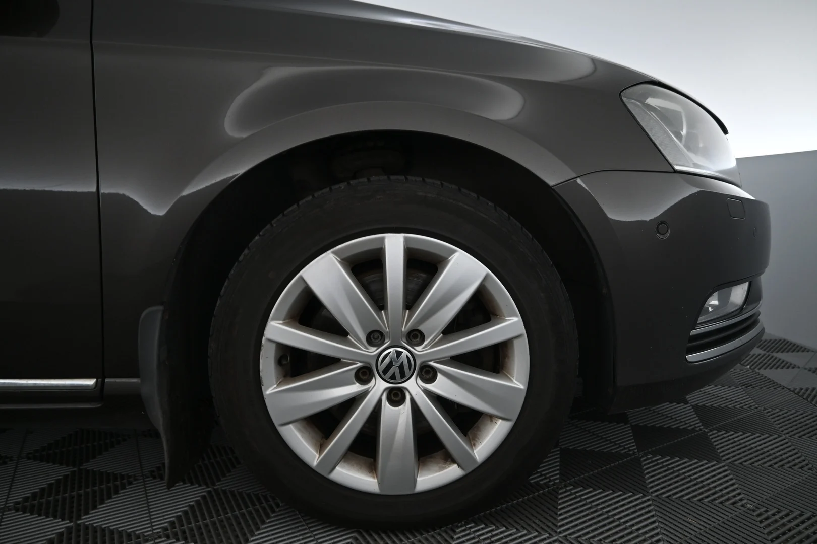 Car Image - 2JeVvryHOLRqGMZWzh7QqA