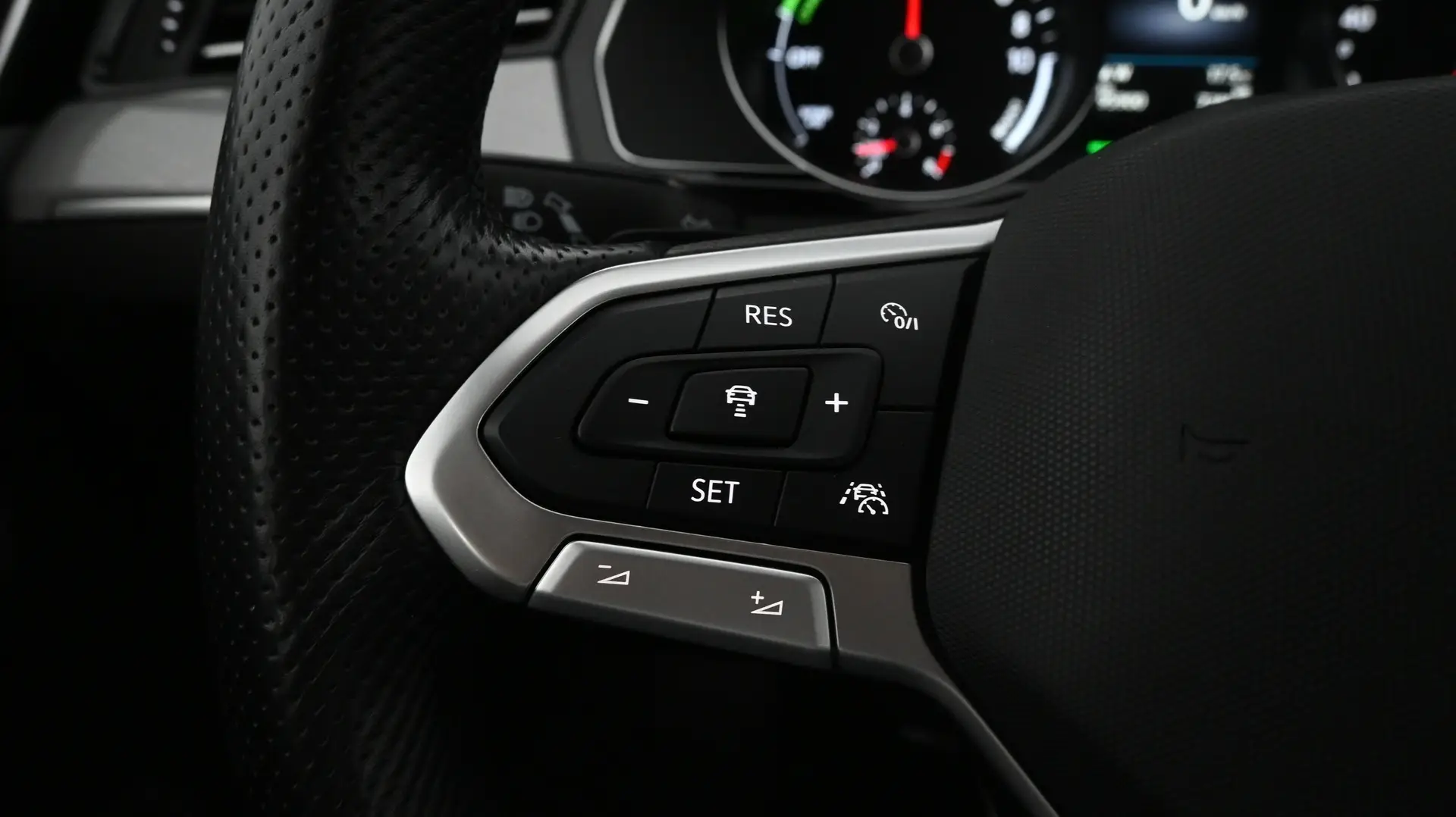 Car Image - 7nvLmgwGLJhF7TlEUOtIes
