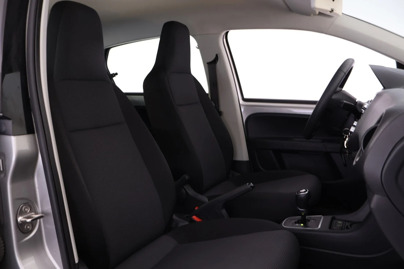 Car Image - 1tdOci5lS2wmAzhAFLsHcX