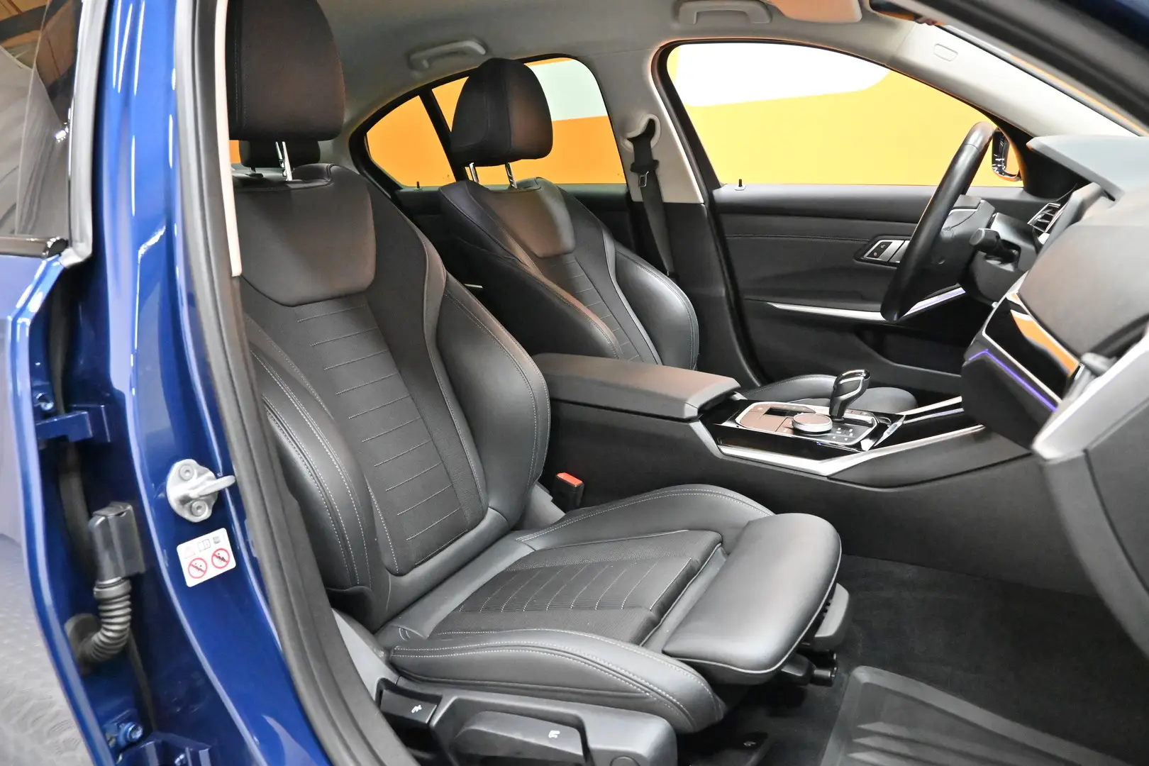 Car Image - 4TJWIZKplAoY1ov1IbxHOj