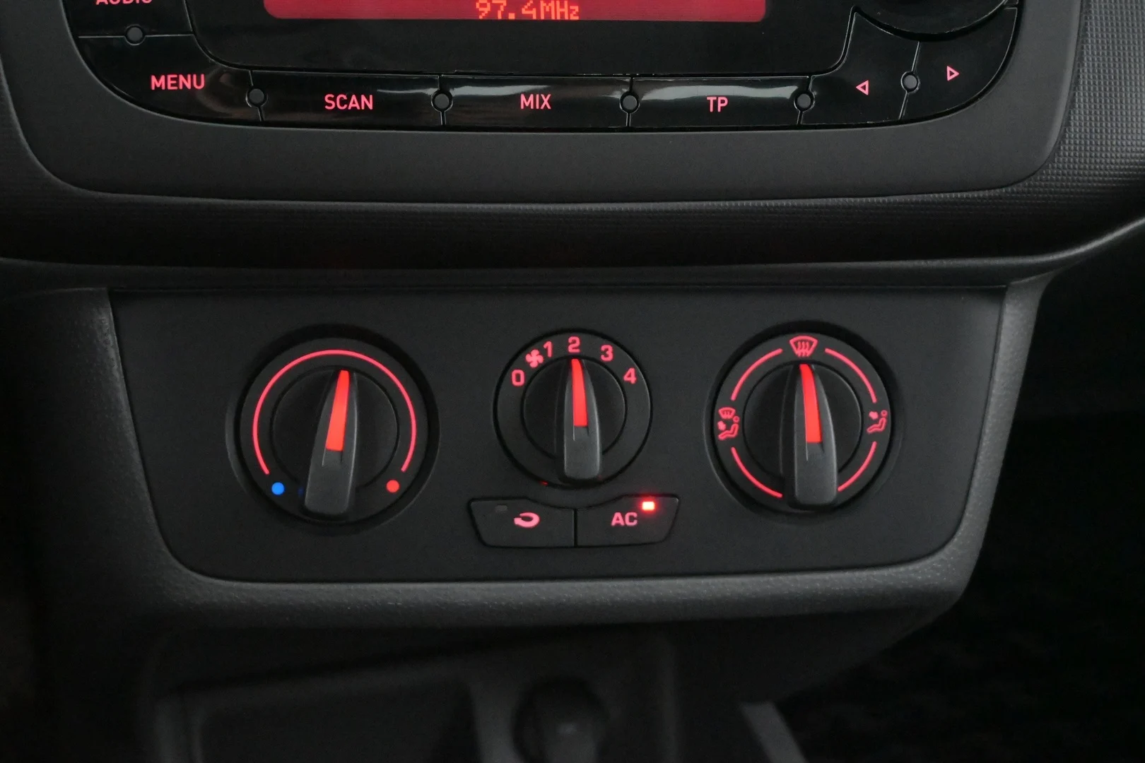 Car Image - 21EBknzjg5CsjNEyn8F7nw
