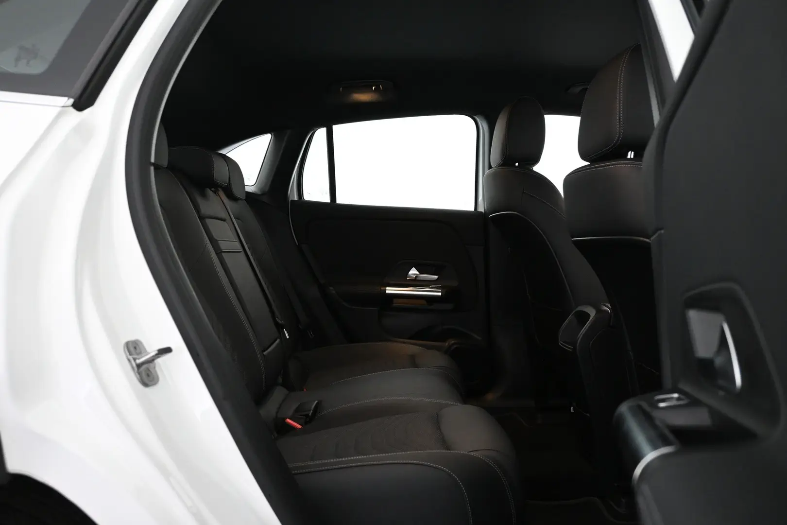 Car Image - 1aHYKO0f1gTQdjNEaCkgut