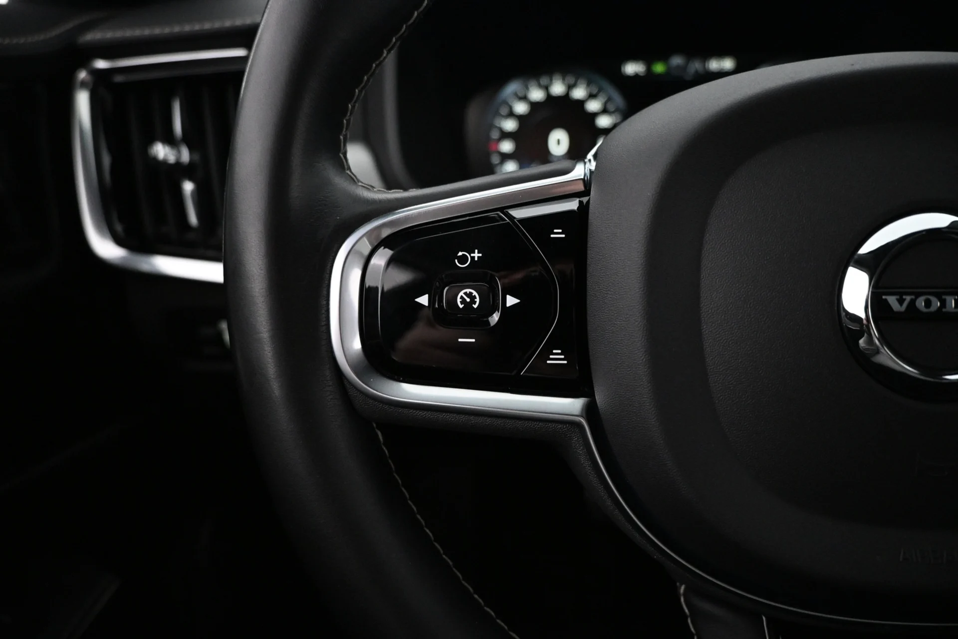 Car Image - 61u2IdKUOEhvPci31ywo8i