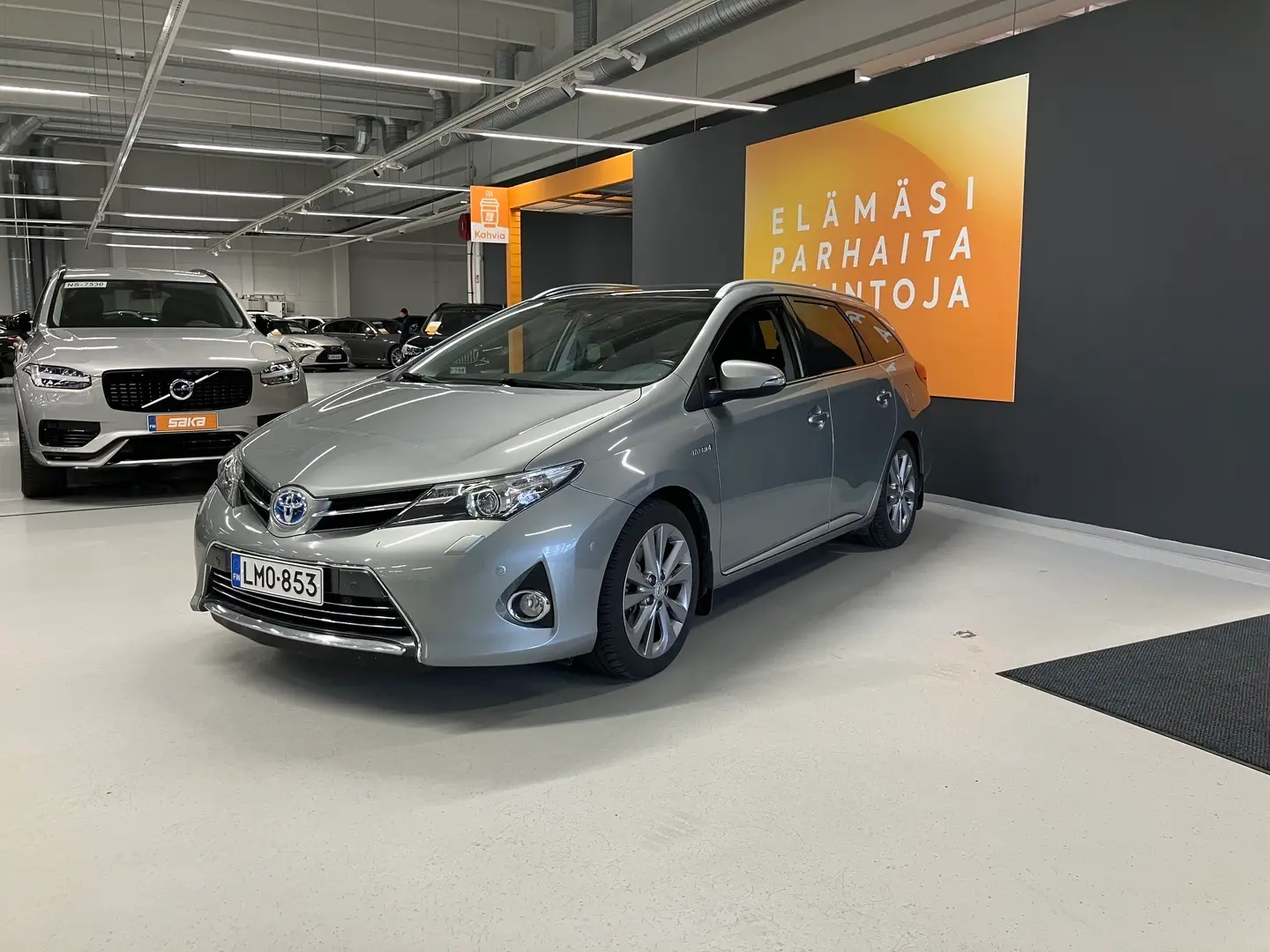 Car Image - 27k5CbjvvFOzCiZisNXw7O