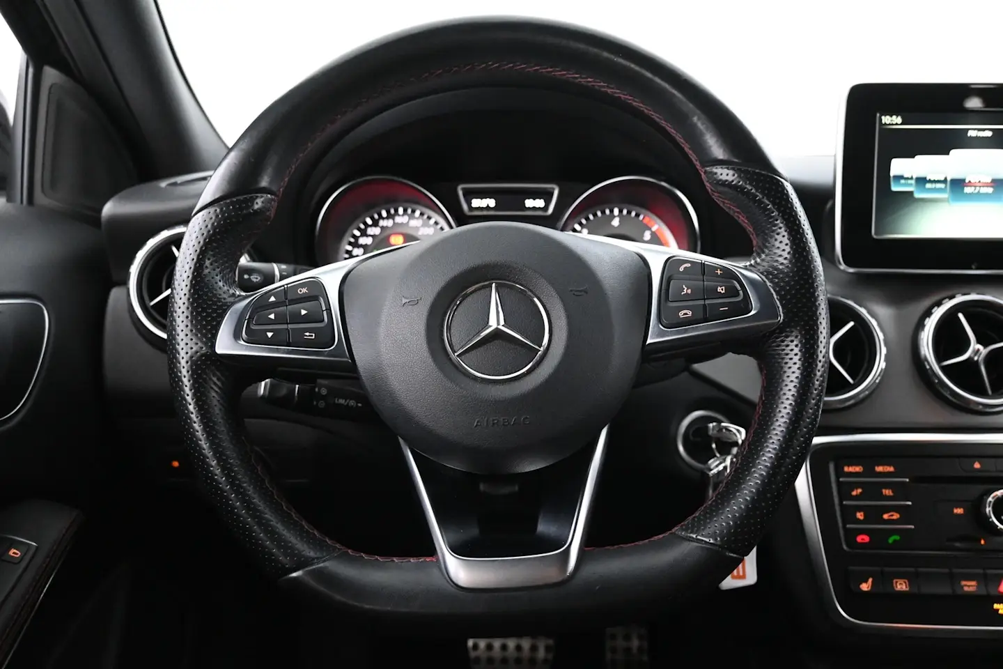 Car Image - 2uBU0KIcKFXFwSIt7KT4S6