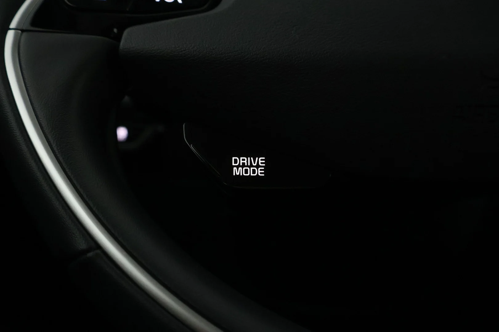 Car Image - 3jfgTCZzN1HKSaAFBK8vmn
