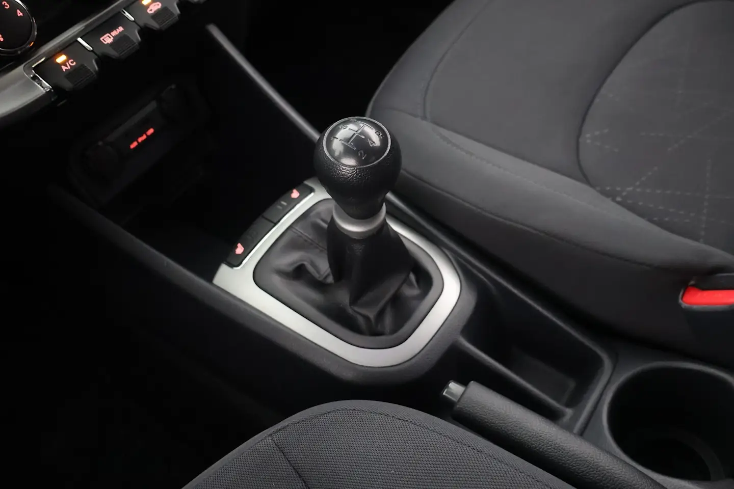 Car Image - 6ul8rdxoiJmsXLLjdFapgd