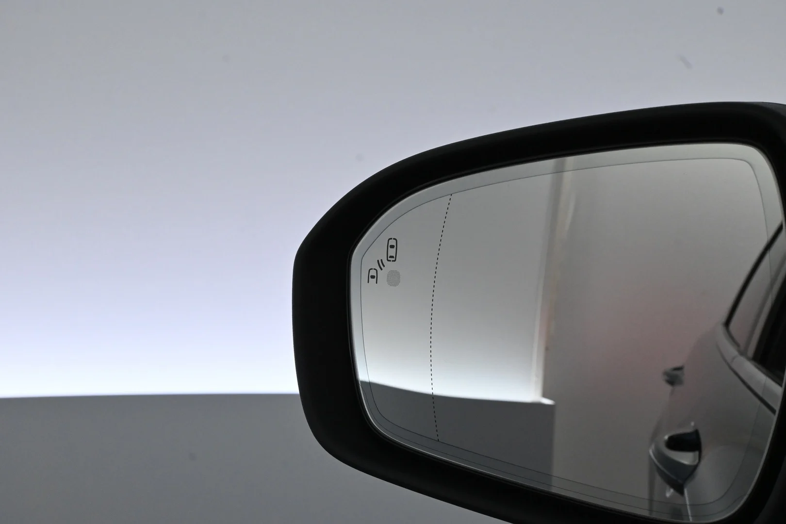 Car Image - vsaJnva9tDImxxAErayg4