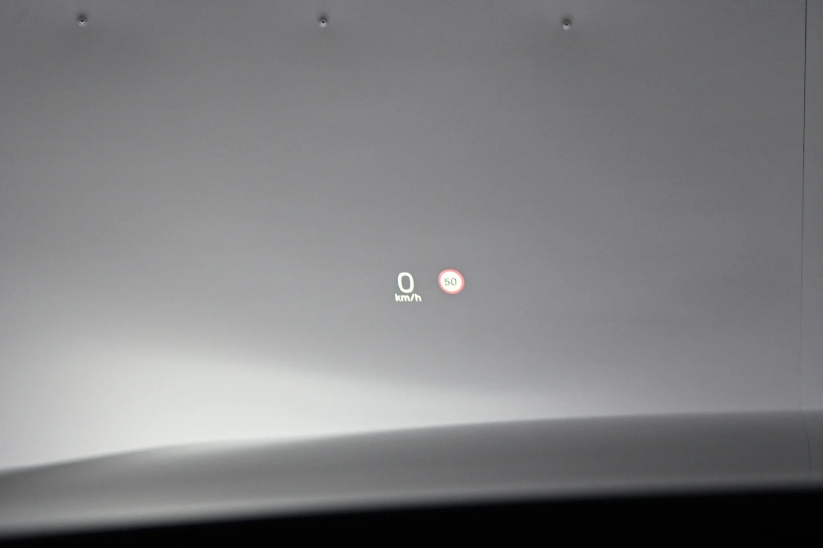 Car Image - OA0GS9tcnkzoU4BYm9eBL