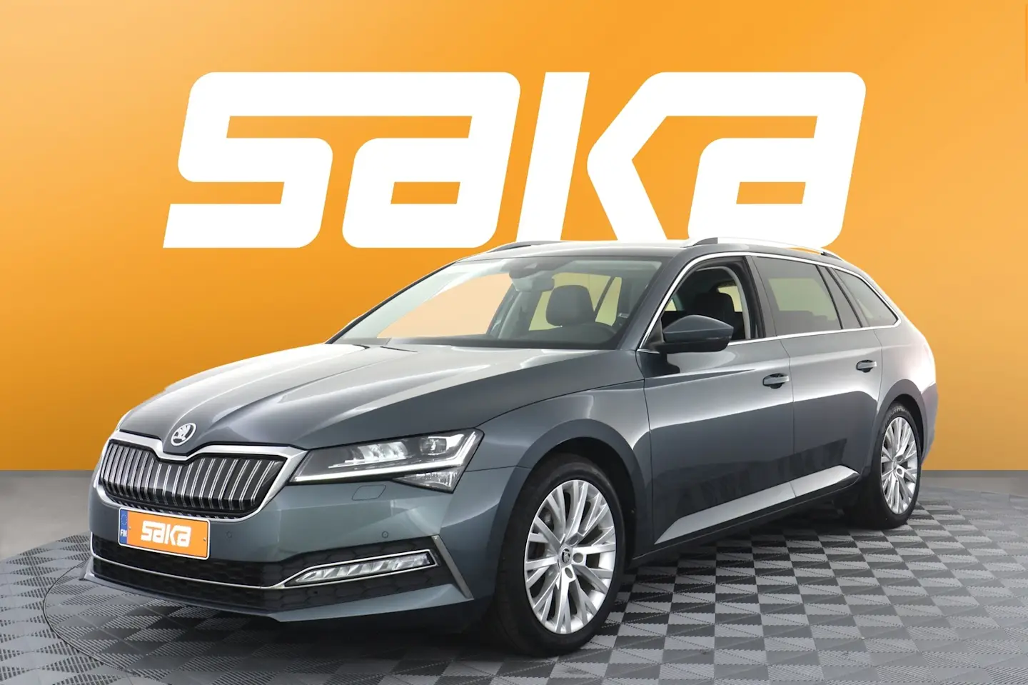 Car Image - 18XN1WL3c4vSF55U1BgOzL