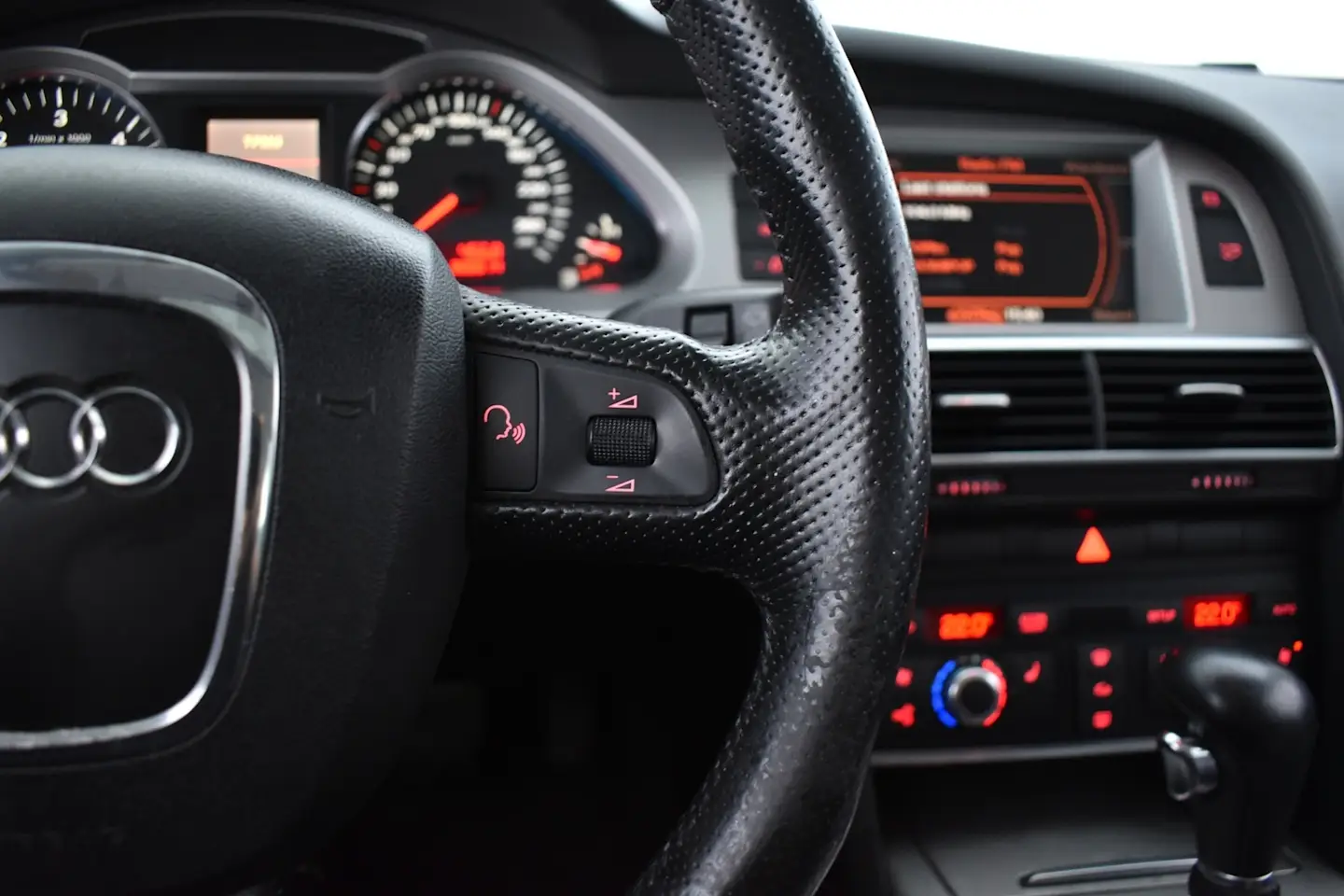 Car Image - 2T9F7VN3XHJGYc5phsLLS9
