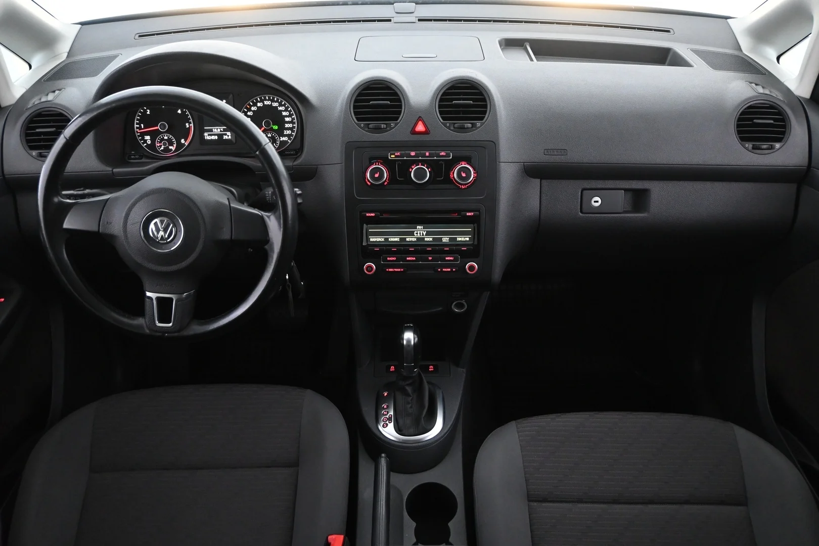 Car Image - 1unHPDNsxmN1rEOvULv3hI