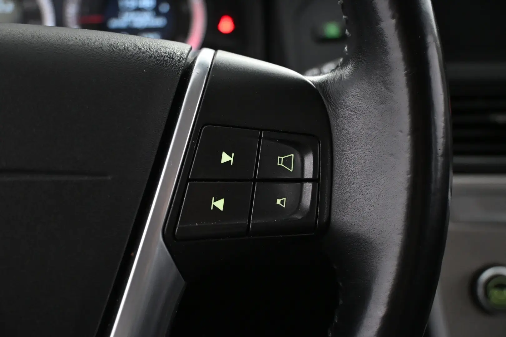 Car Image - 5Ry3t6r1UrY3KemnlH8xTw