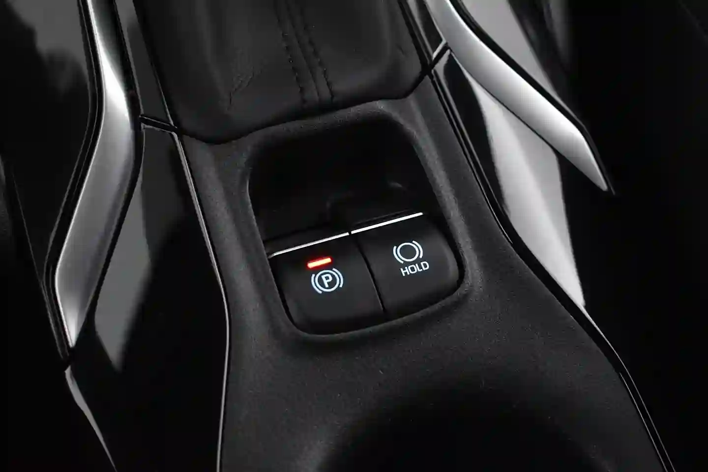 Car Image - 43Q5LSQniUnF3fVyDLxzUV