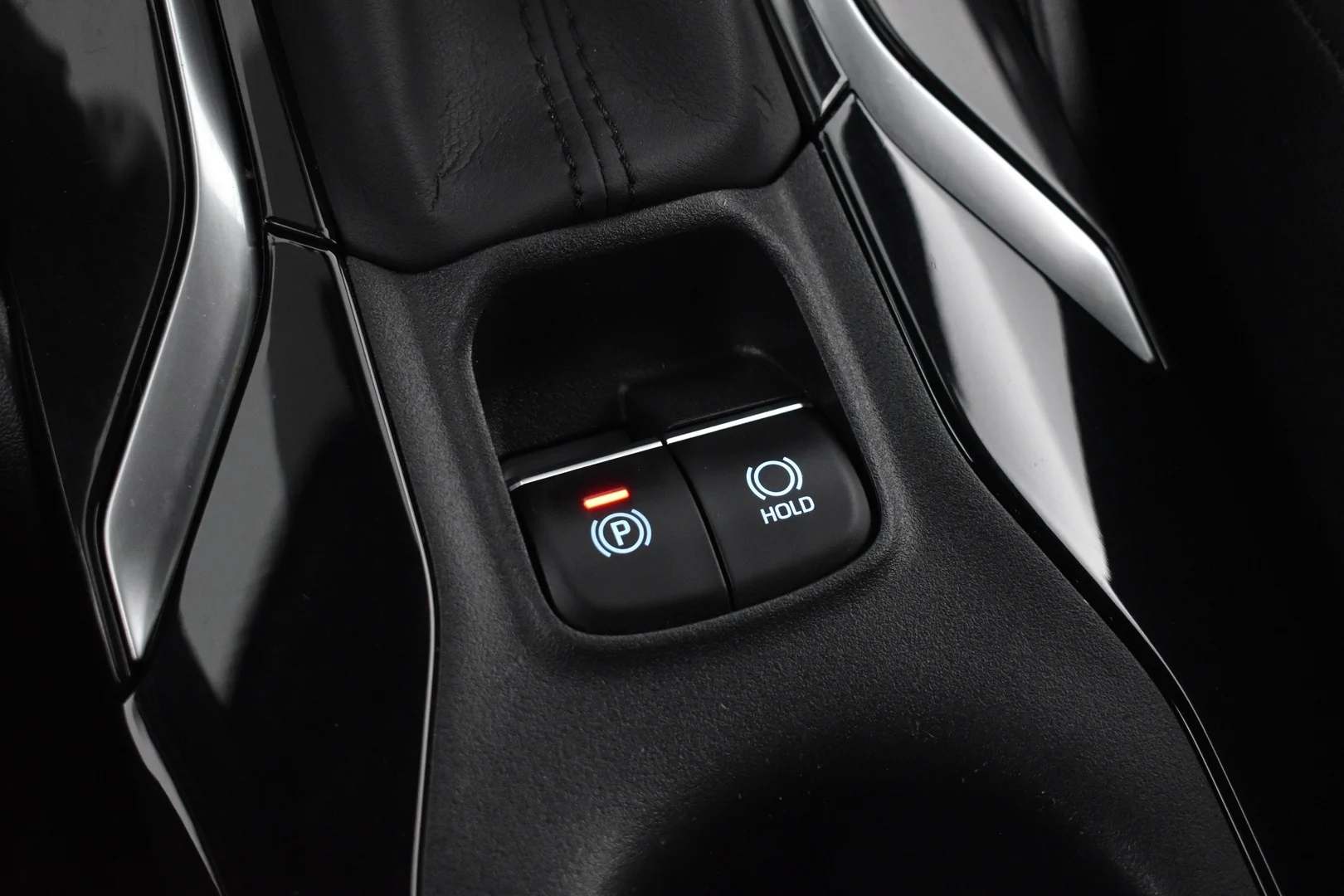 Car Image - 43Q5LSQniUnF3fVyDLxzUV