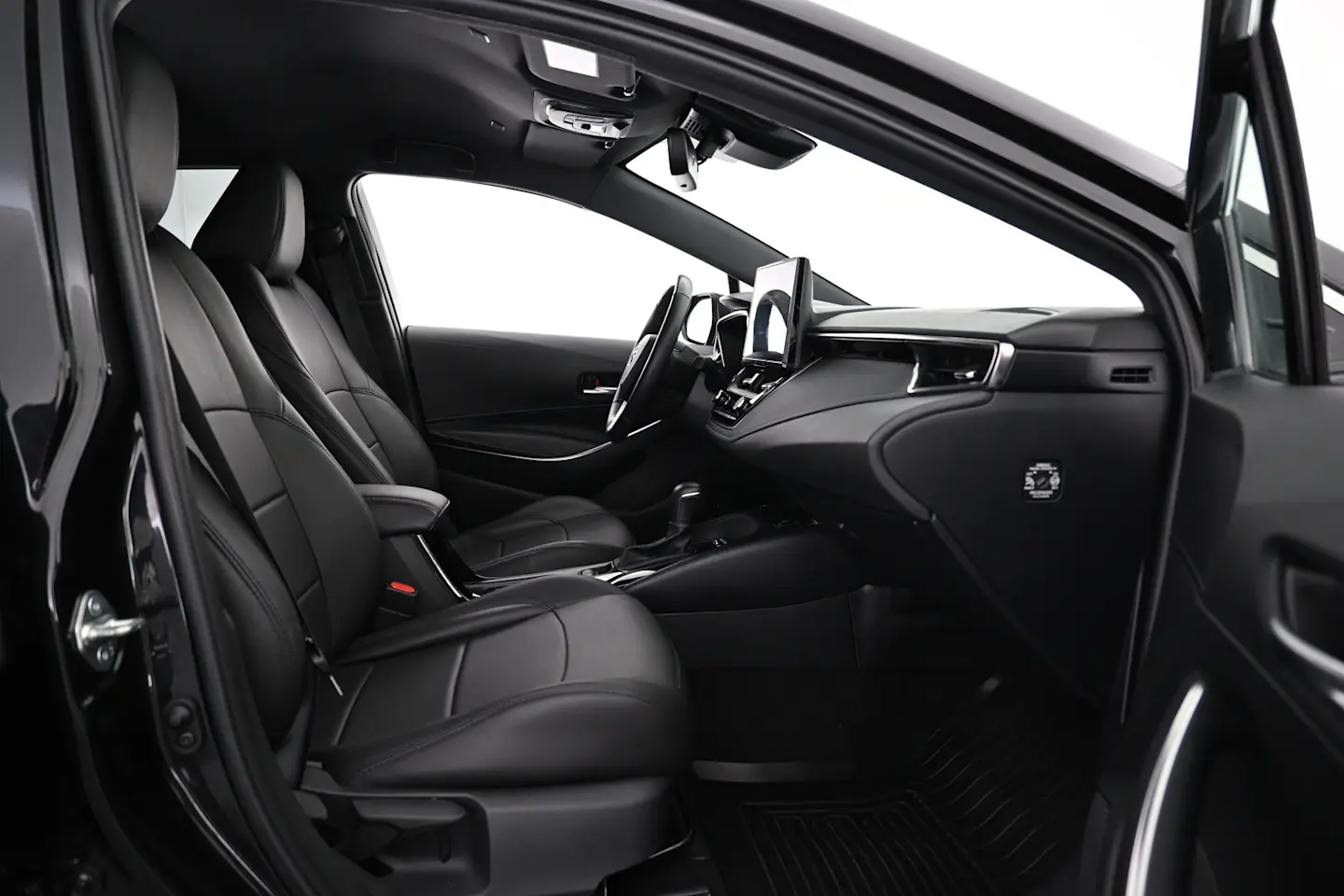 Car Image - 2MOS1IktoID5wPIMi3Rf97