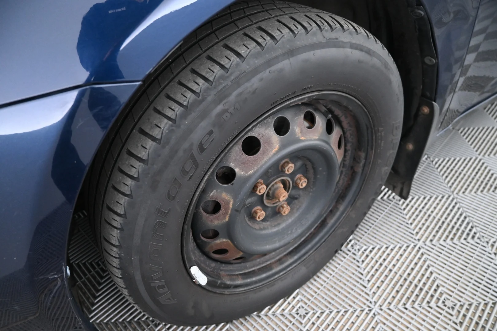 Car Image - Ocw6WJzIe46362JiYvTra