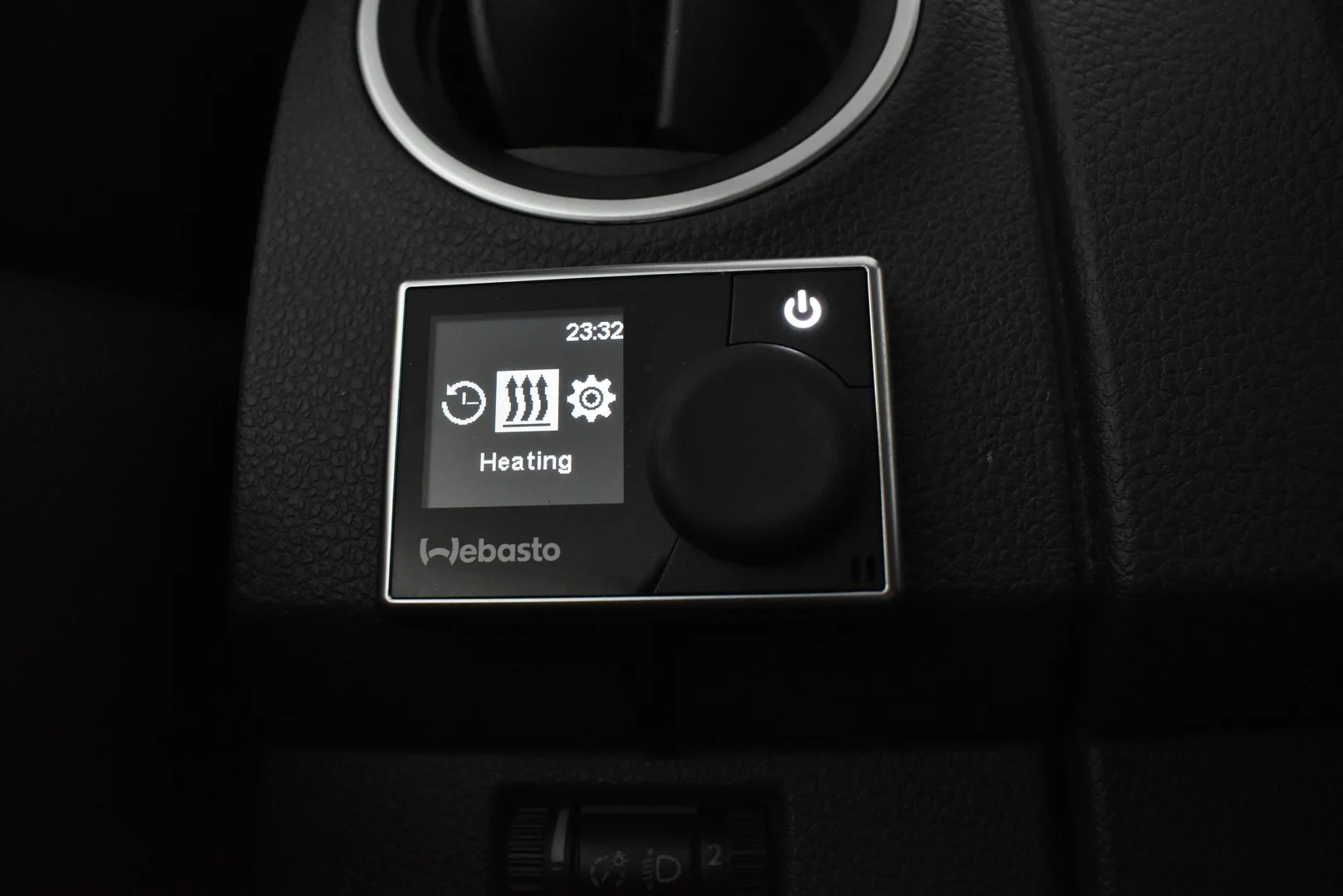 Car Image - 2AJQhQgKShh5RRzJ0l1aKI