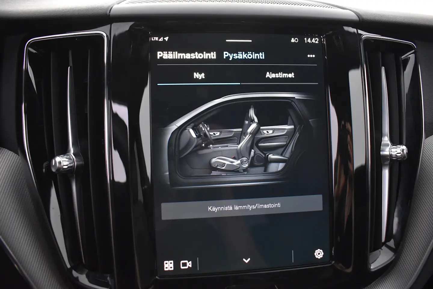 Car Image - 2l8zWTFjzxPQ4ene4M9Mb1